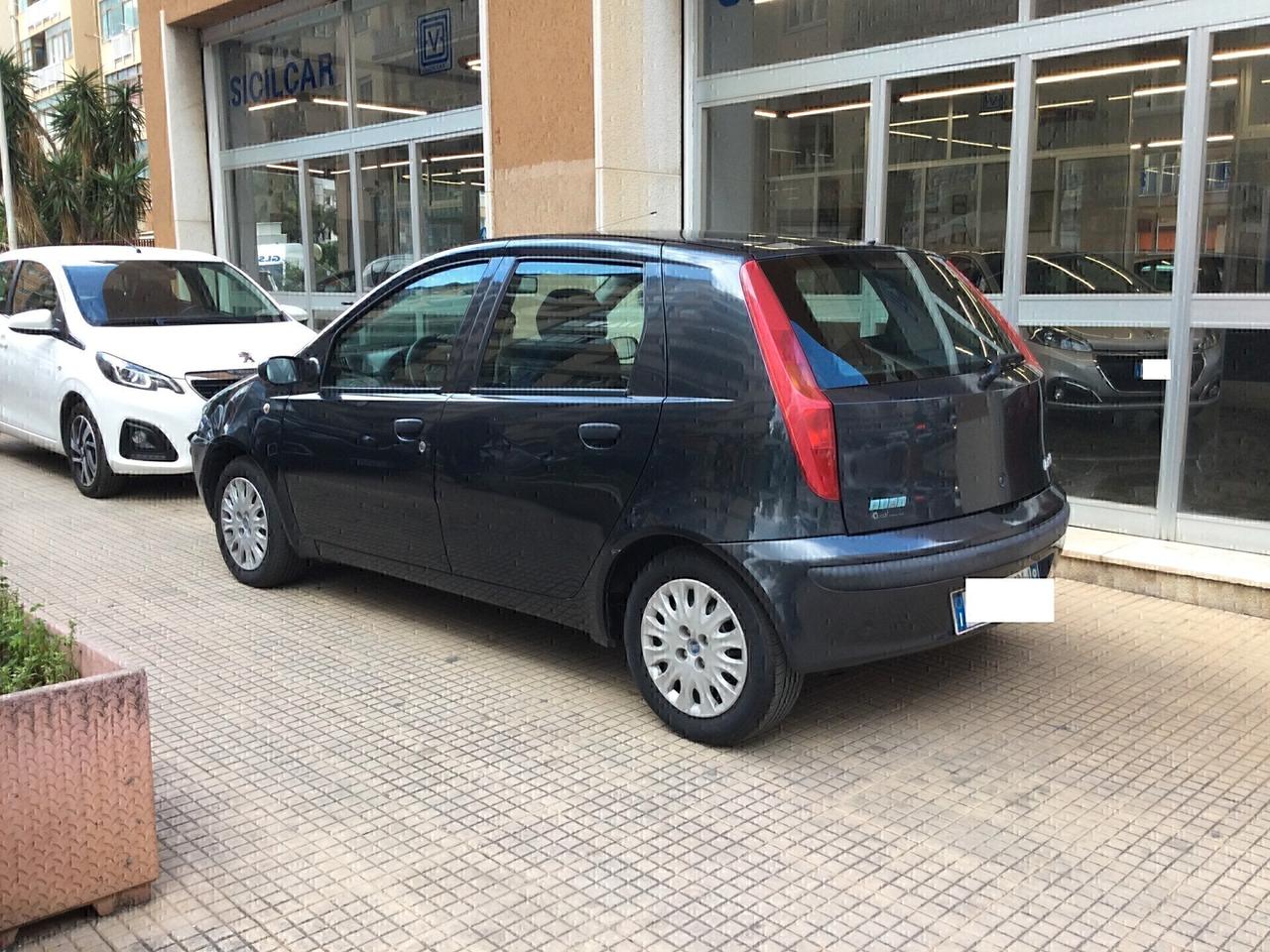 Fiat Punto 1.9 JTD 5 porte HLX