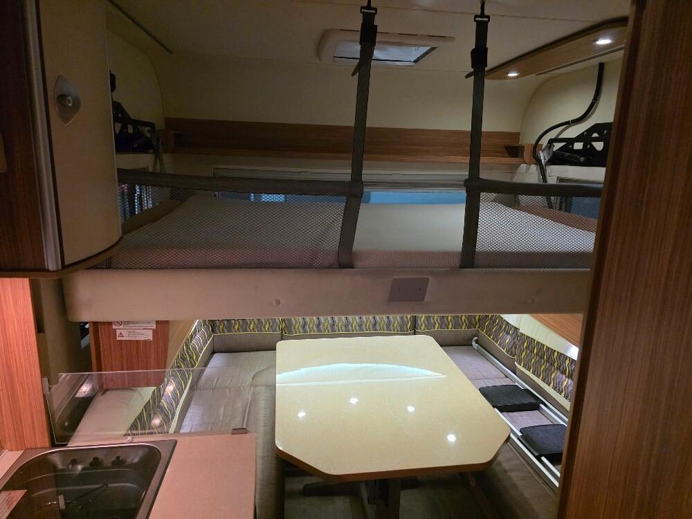 CARAVAN BURSTNER AVERSO PLUS 440TK