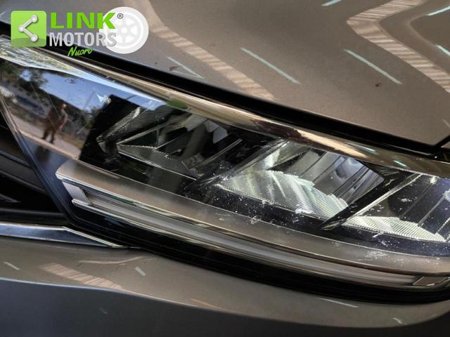 VOLKSWAGEN T-Roc 1.5 TSI Life KM CERT, NAV, FULL LED.