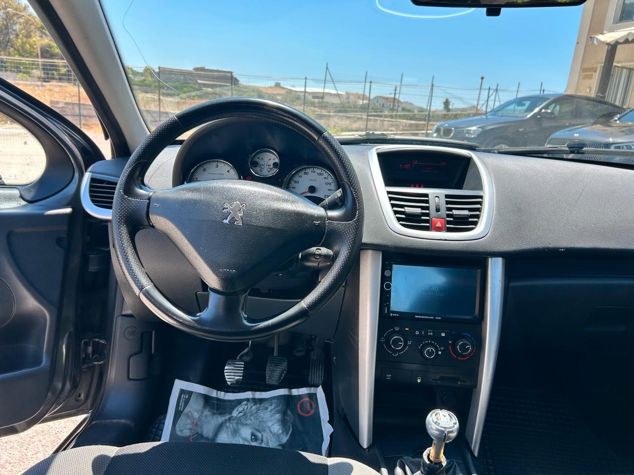 Peugeot 207 1.4 HDi 70CV 5p. Active - 2011