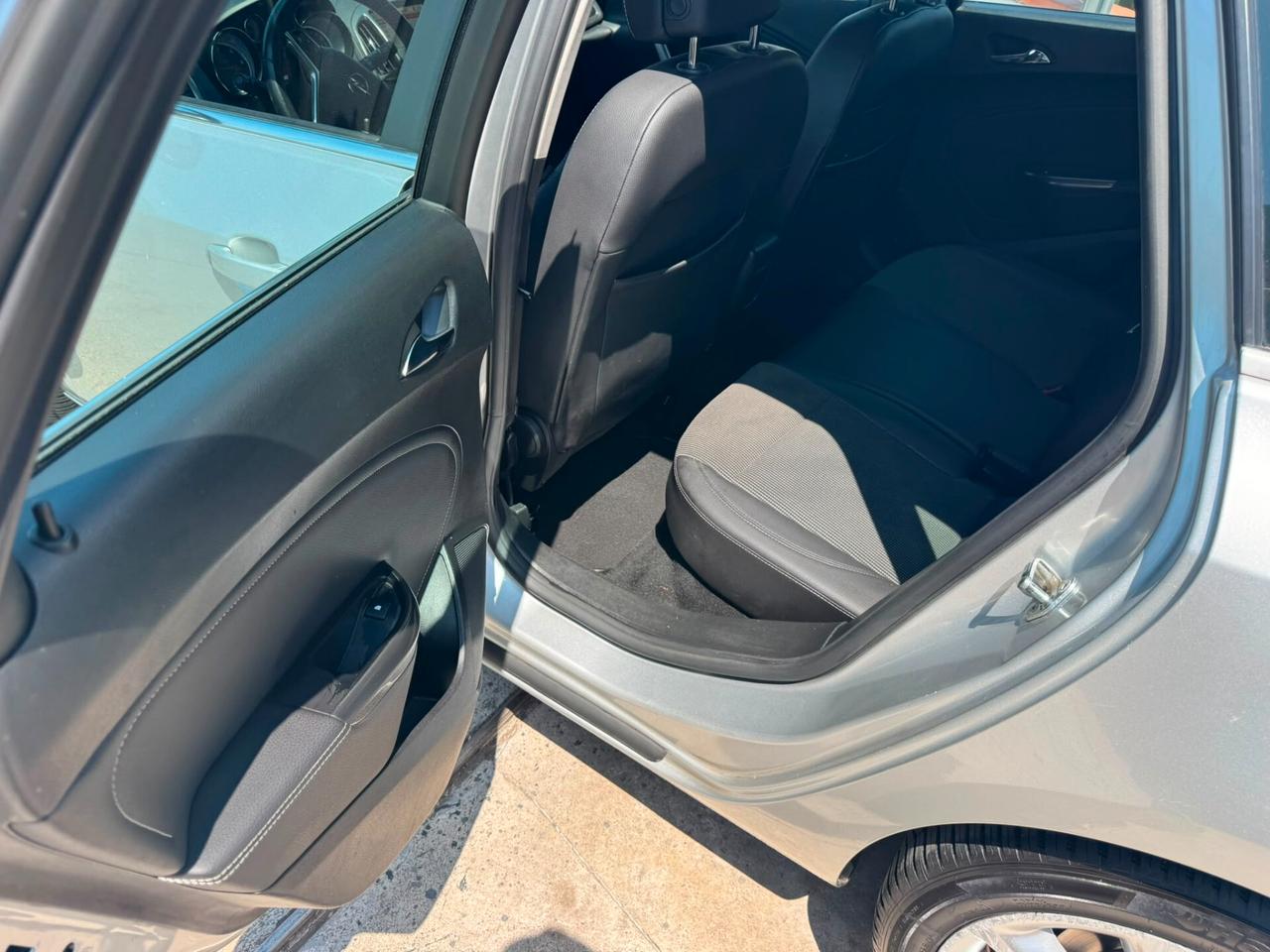 Opel Astra 1.7 CDTI 125CV Sports Tourer Cosmo