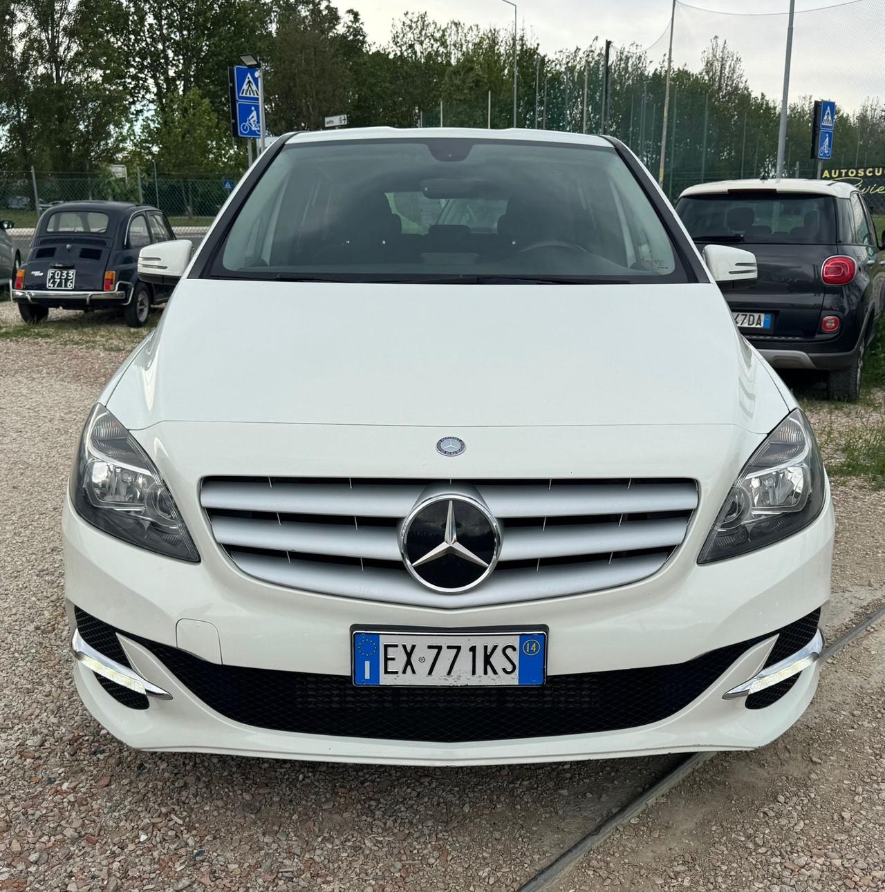 Mercedes-benz B 200 NGD Executive Gancio Traino
