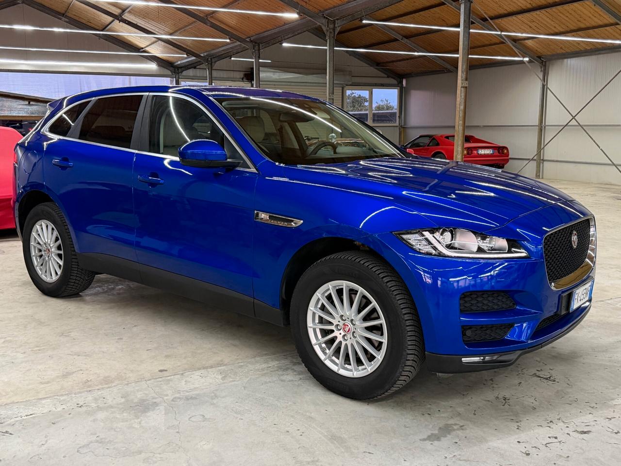 Jaguar F-Pace 2.0 D 180 CV - 24 MESI DI GARANZIA