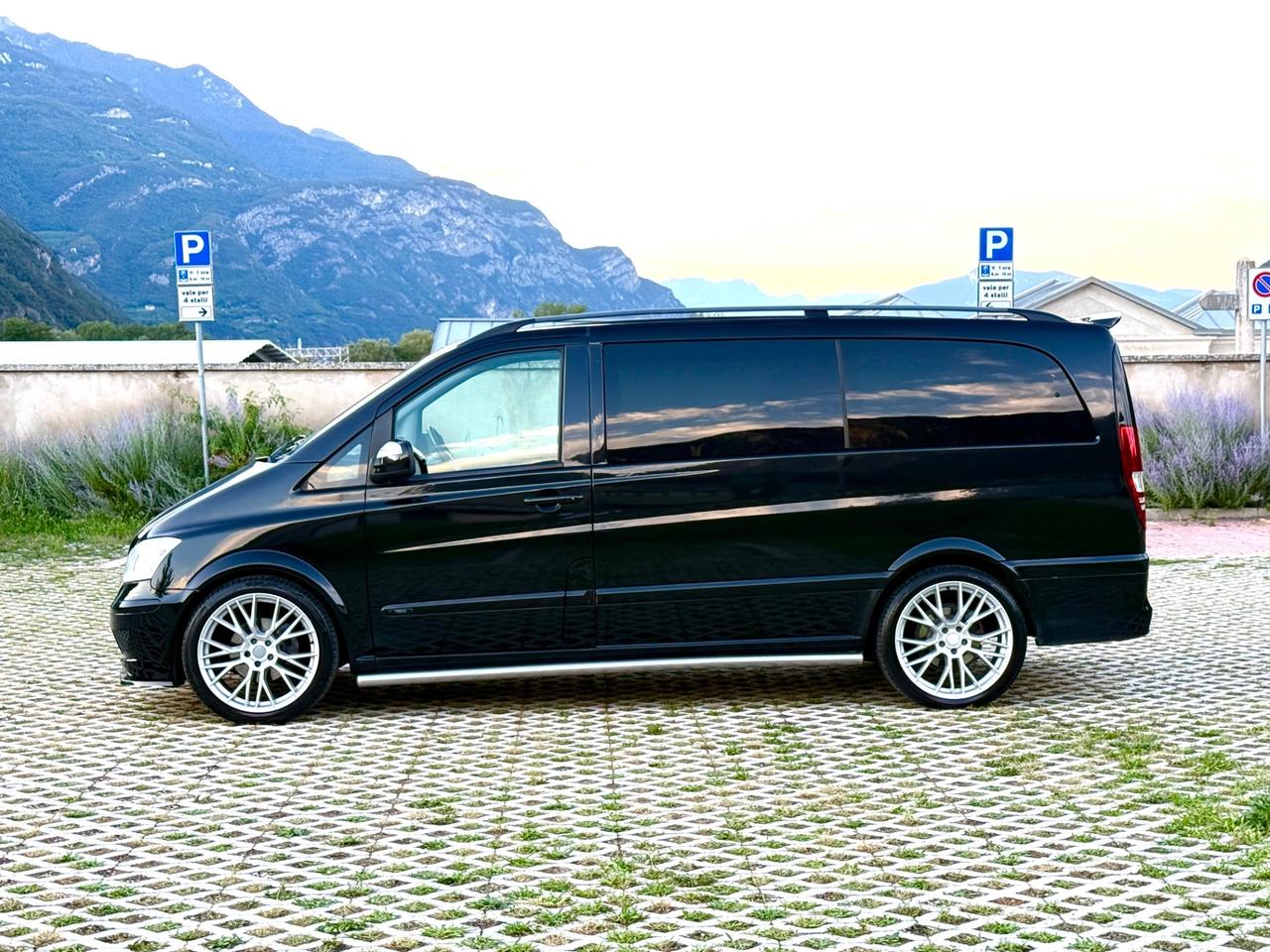 Mercedes Viano 3.0 CDI V6 224cv Avantgarde L 8 posti