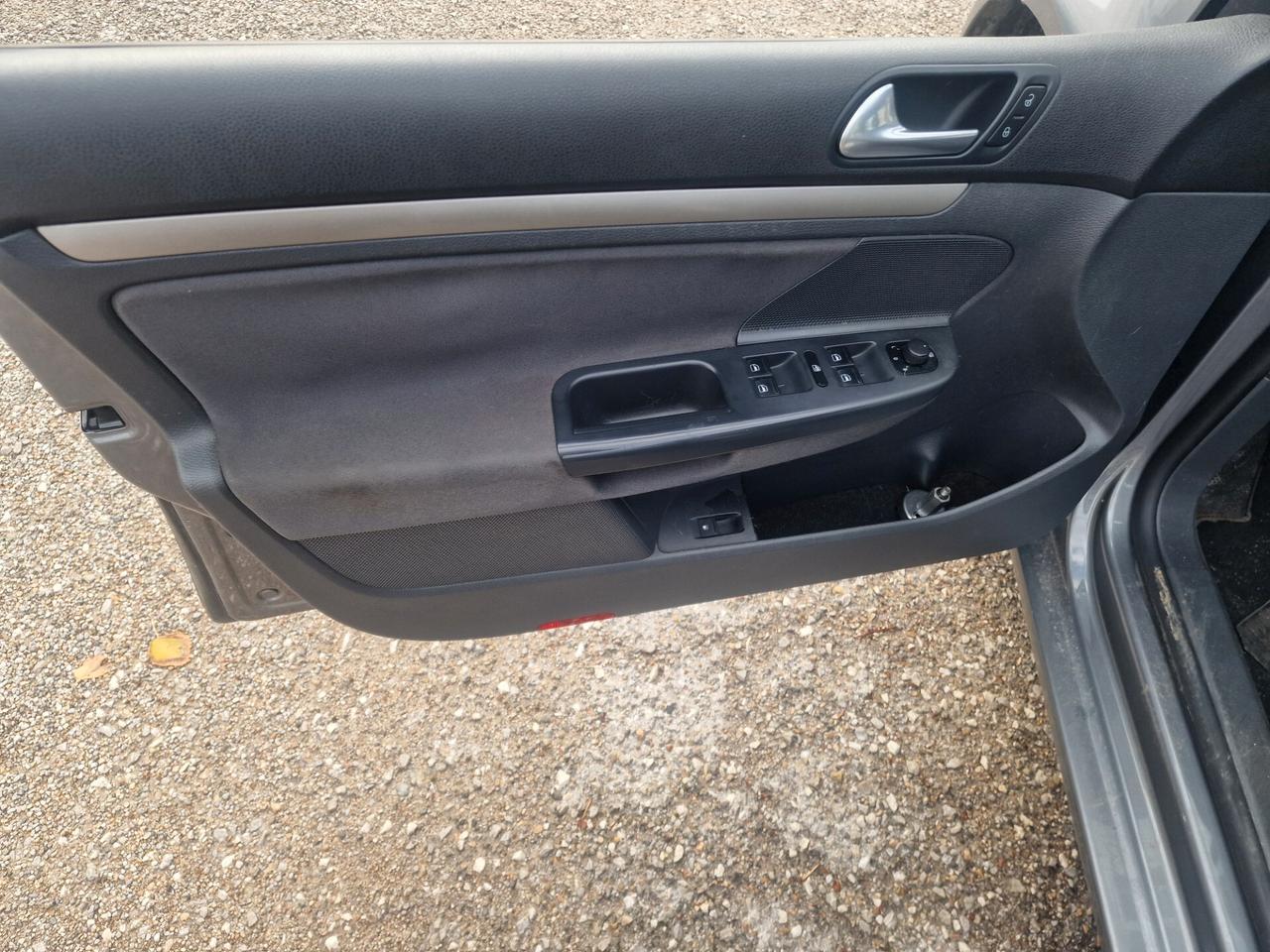 Volkswagen Golf 1.6 5p. Comfortline BiFuel