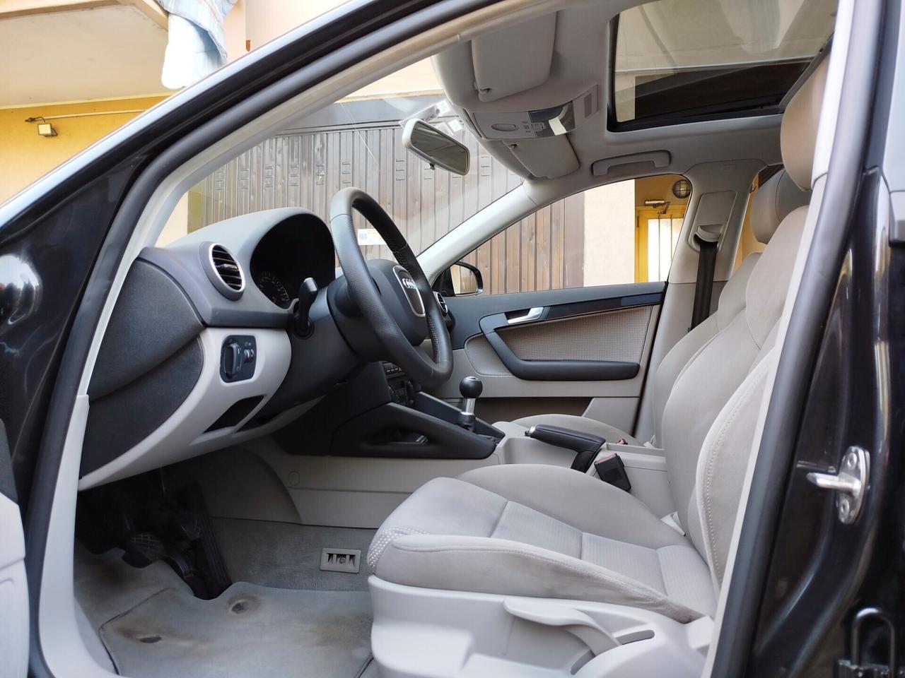 Audi A3 SPB 2.0 TDI 140cv / Tettuccio / Unipro