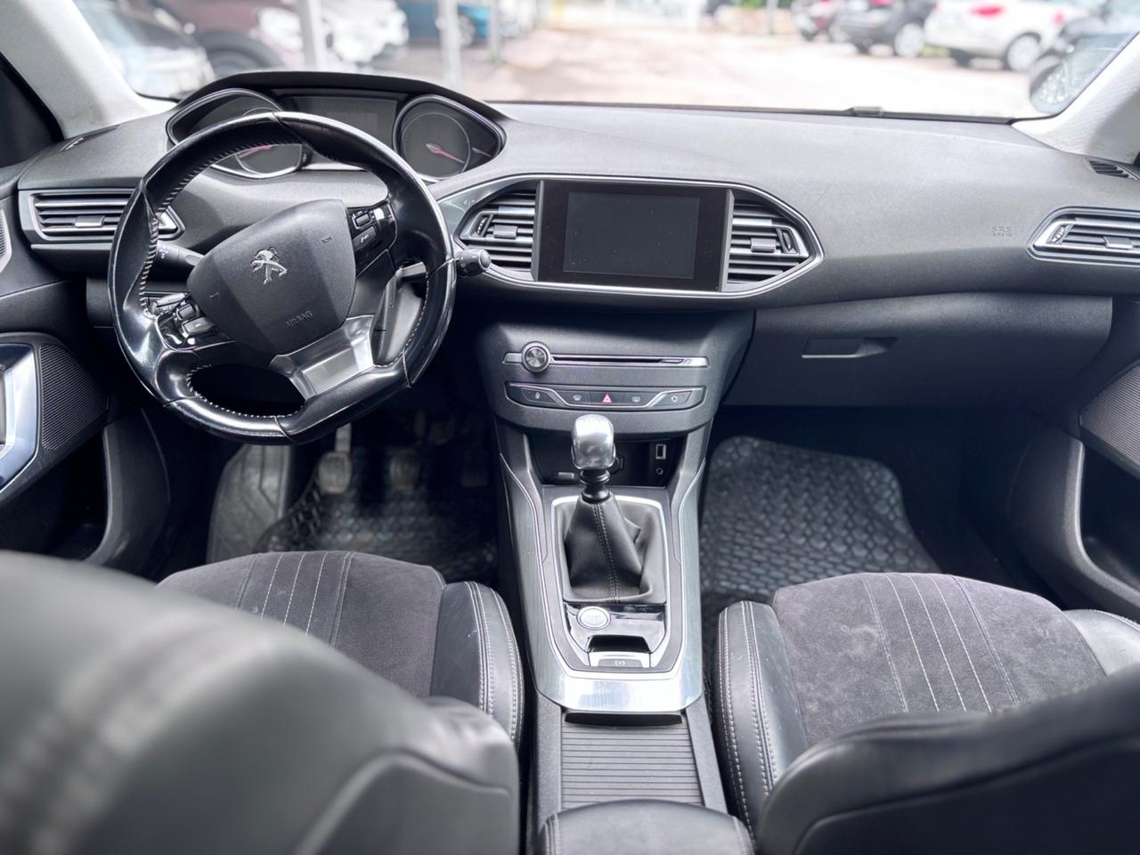 Peugeot 308 BlueHDi N1 120 S&S SW Allure