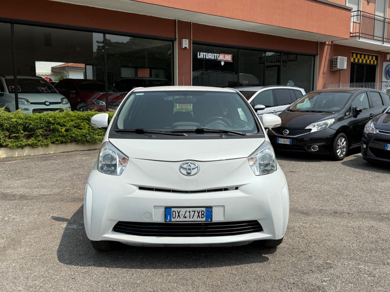 Toyota iQ 1.0 Multidrive