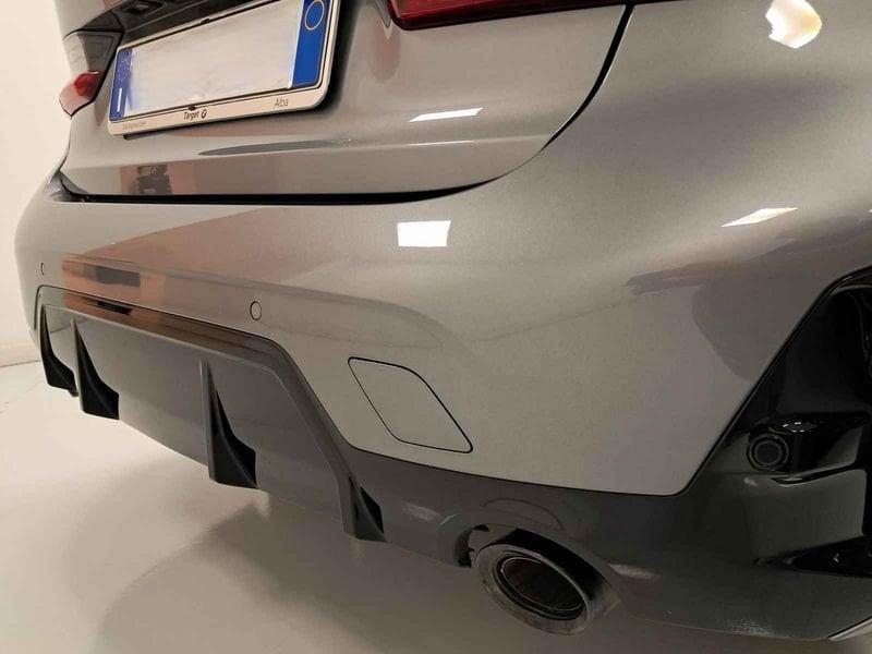 BMW Serie 3 320d mhev 48V xdrive auto