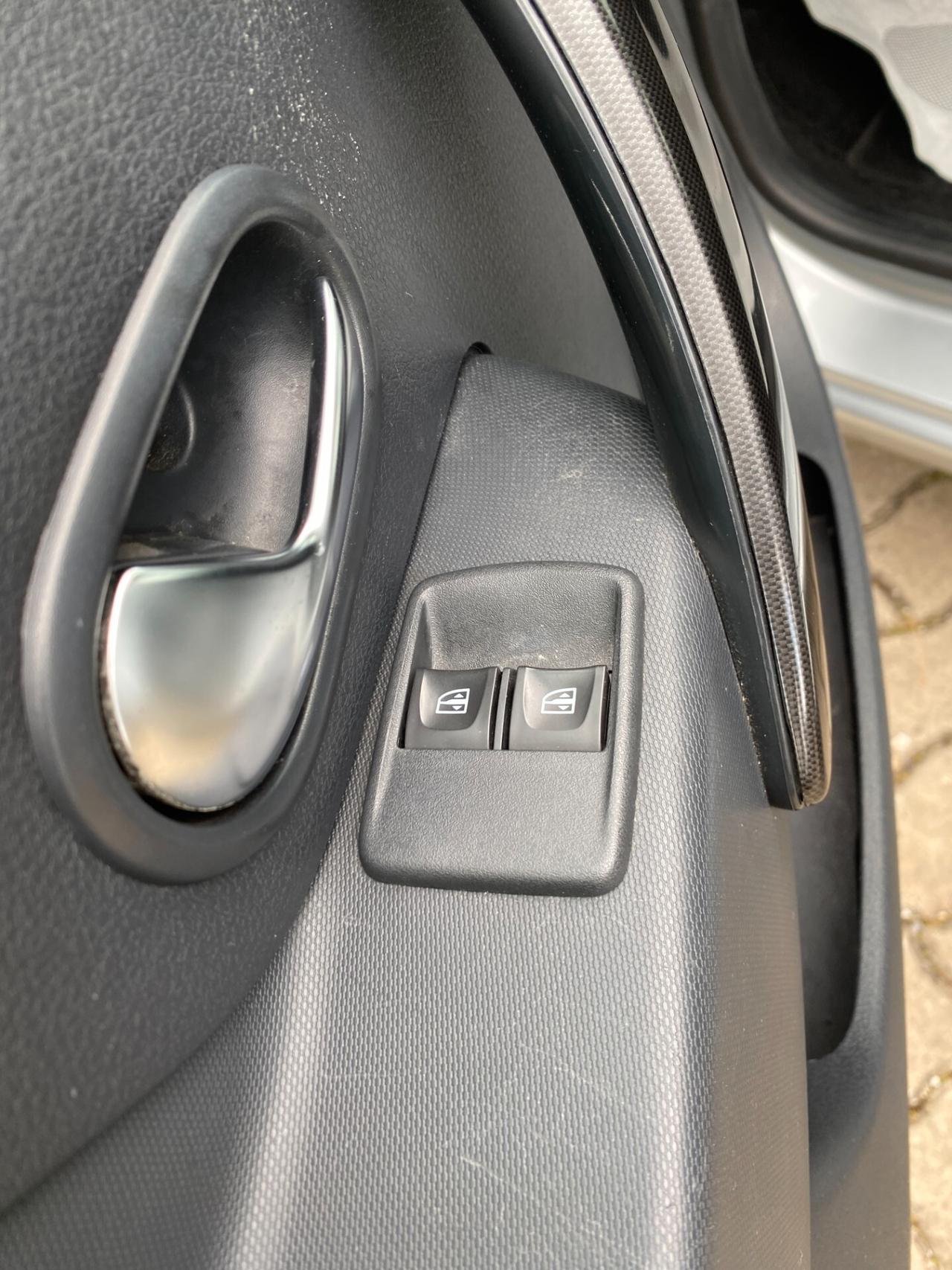 Dacia Sandero Streetway 1.0 TCe 100 CV ECO-G Comfort---KM CETIFICATI DACIA---