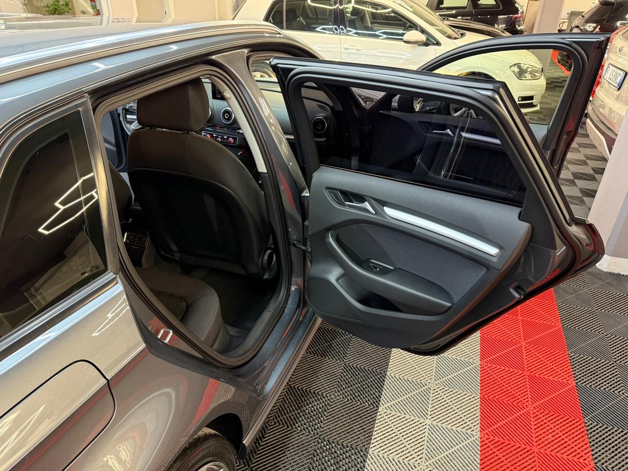 Audi A3 1.6 TDI ULTRA - FABIANOAUTO