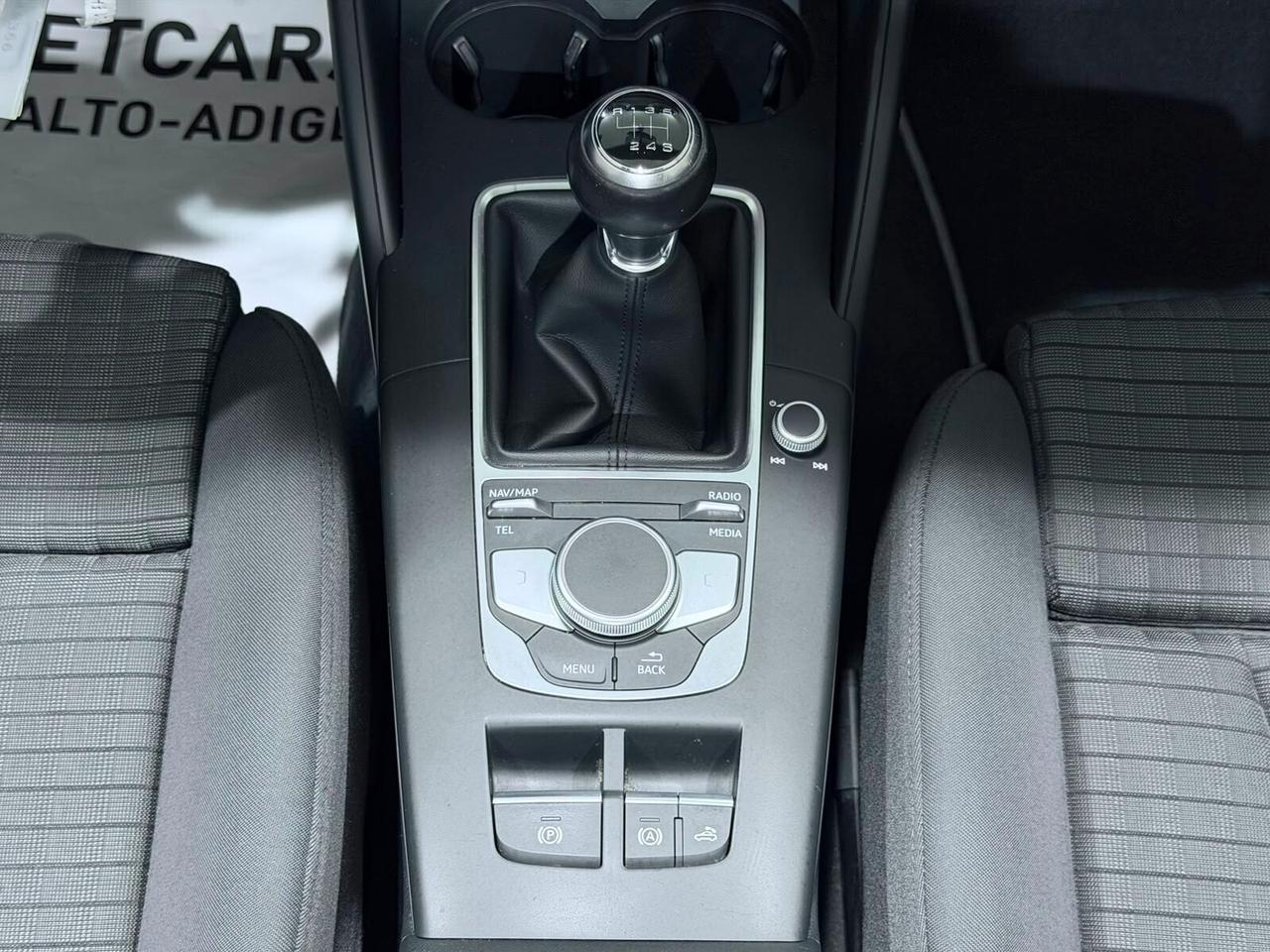 AUDI A3 CABRIO 1.6TDI 116CV SPORT 2018 LED/SENSORI