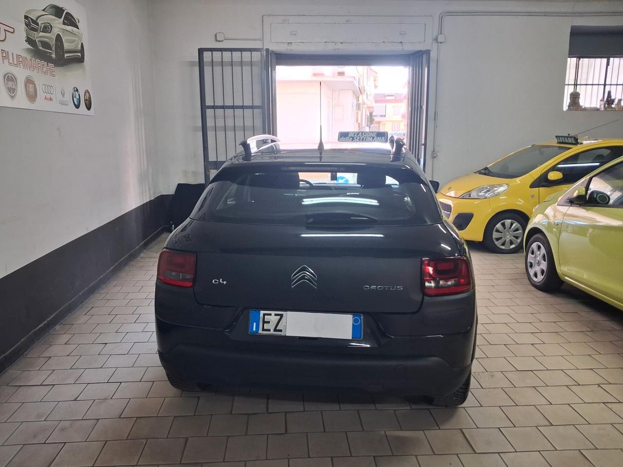 Citroen C4 Cactus 2015 Shine unico prop 65.000km