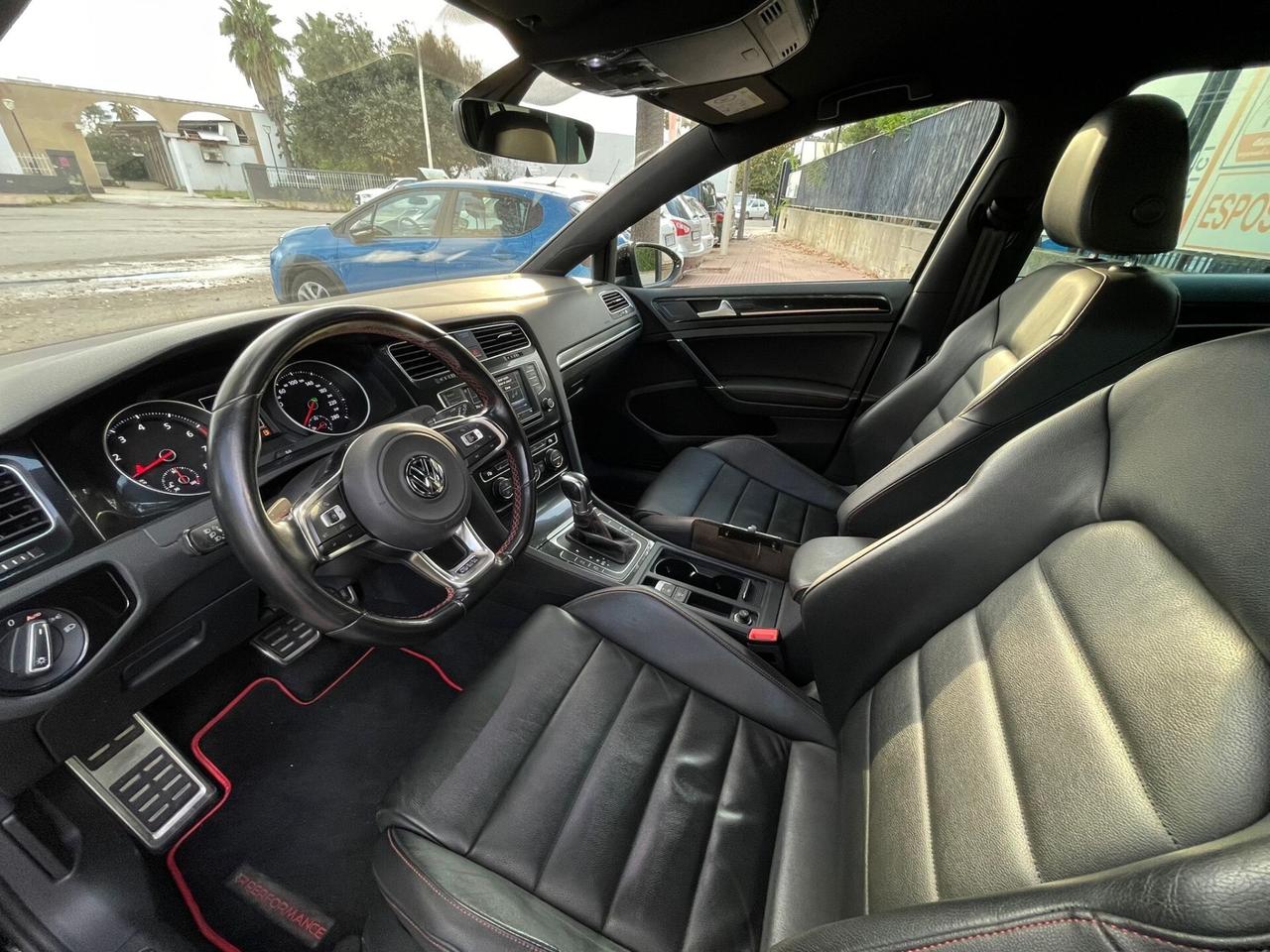 Volkswagen Golf GTI 230 CV Performance 2.0 TSI DSG 5p.