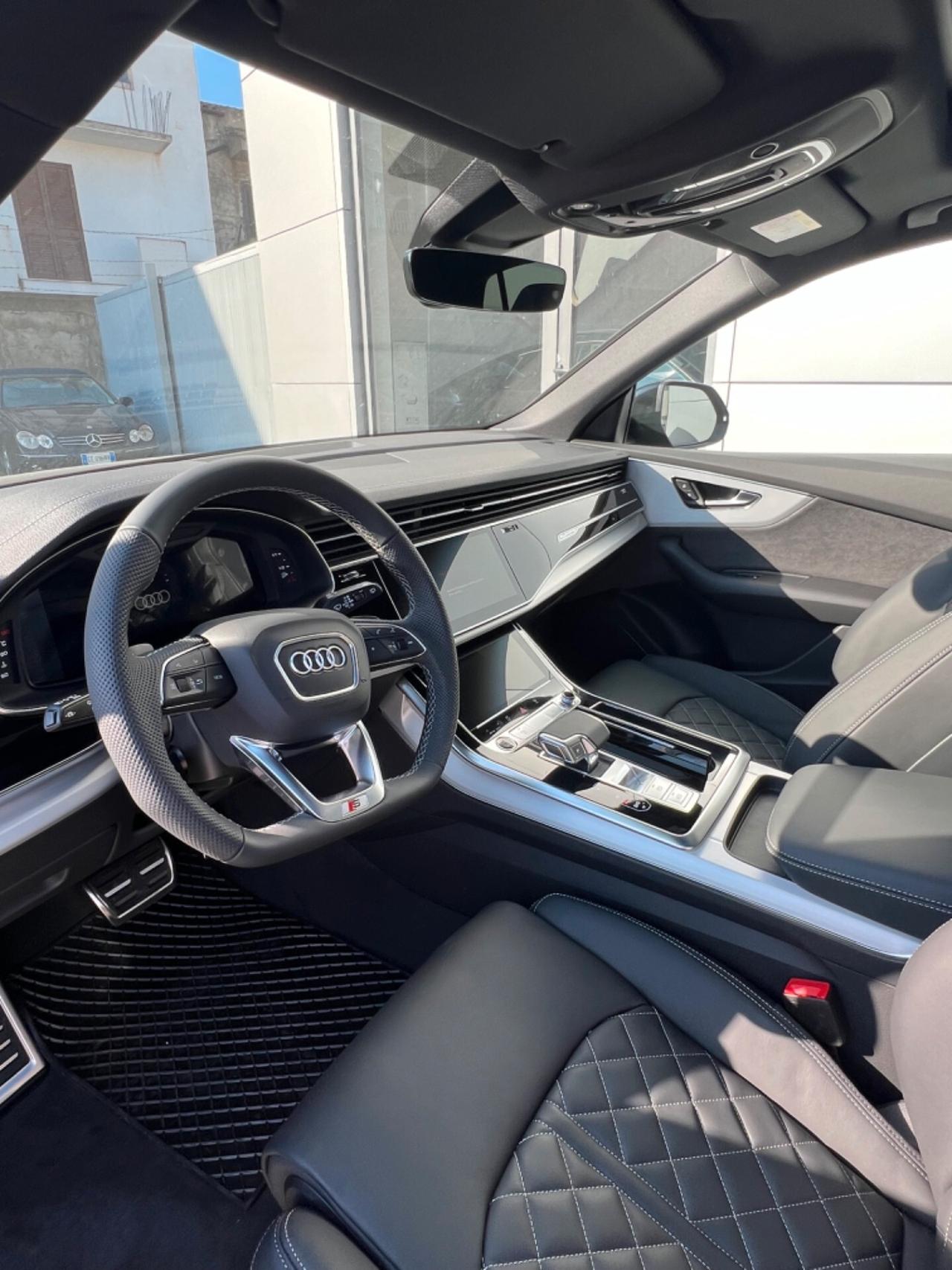 Audi Q8 50 TDI quattro S line - possibilità noleggio no scoring