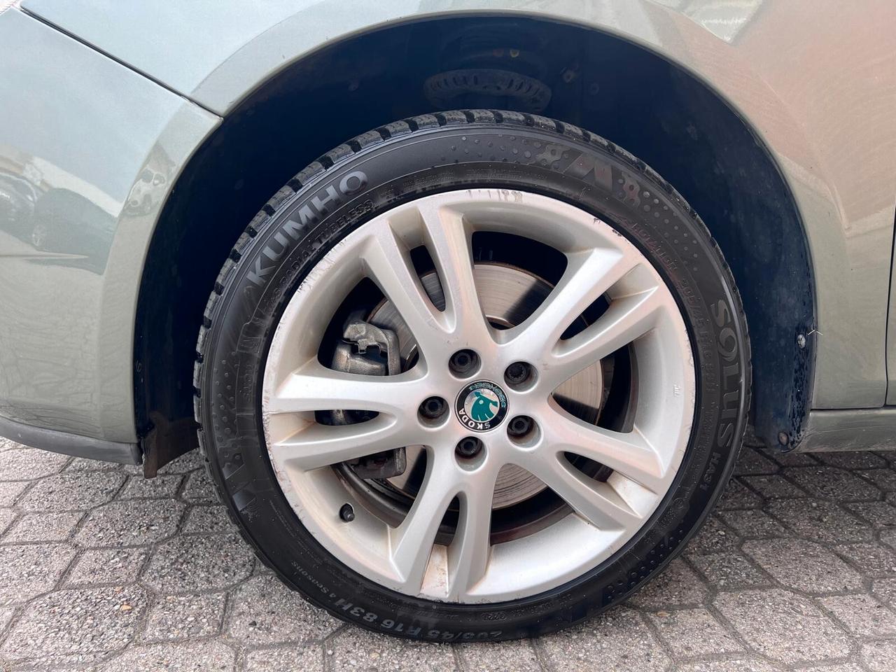 Skoda Roomster 1.6 16V Sport GPLine