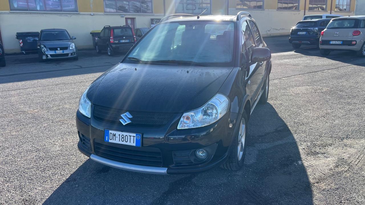 Suzuki SX4 S-Cross 1.6 16V 4WD Outdoor Line