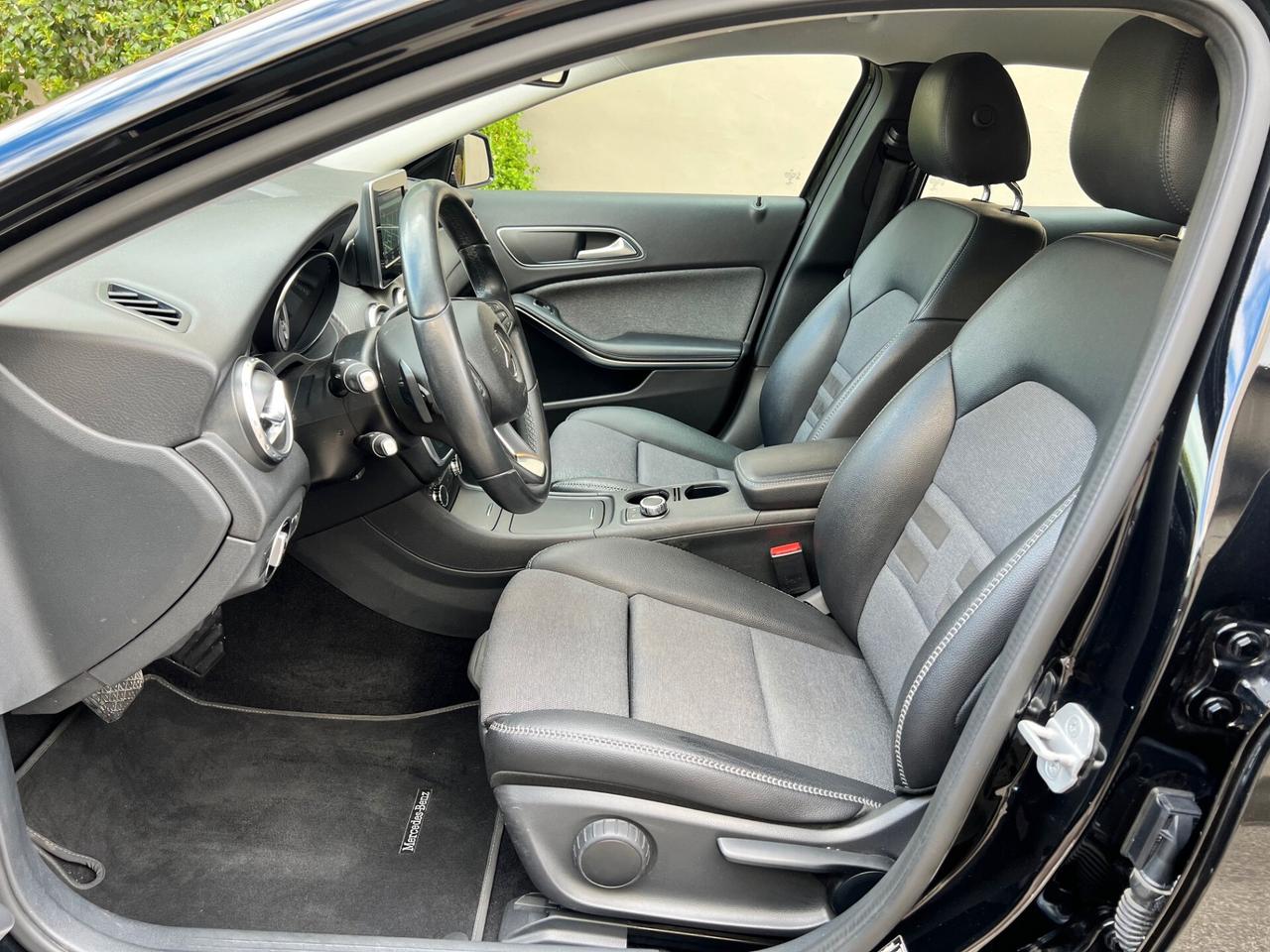 Mercedes-benz GLA 180 d 109cv EXECUTIVE AUTOM. NAVI/PELLE/CAMERA PERF.