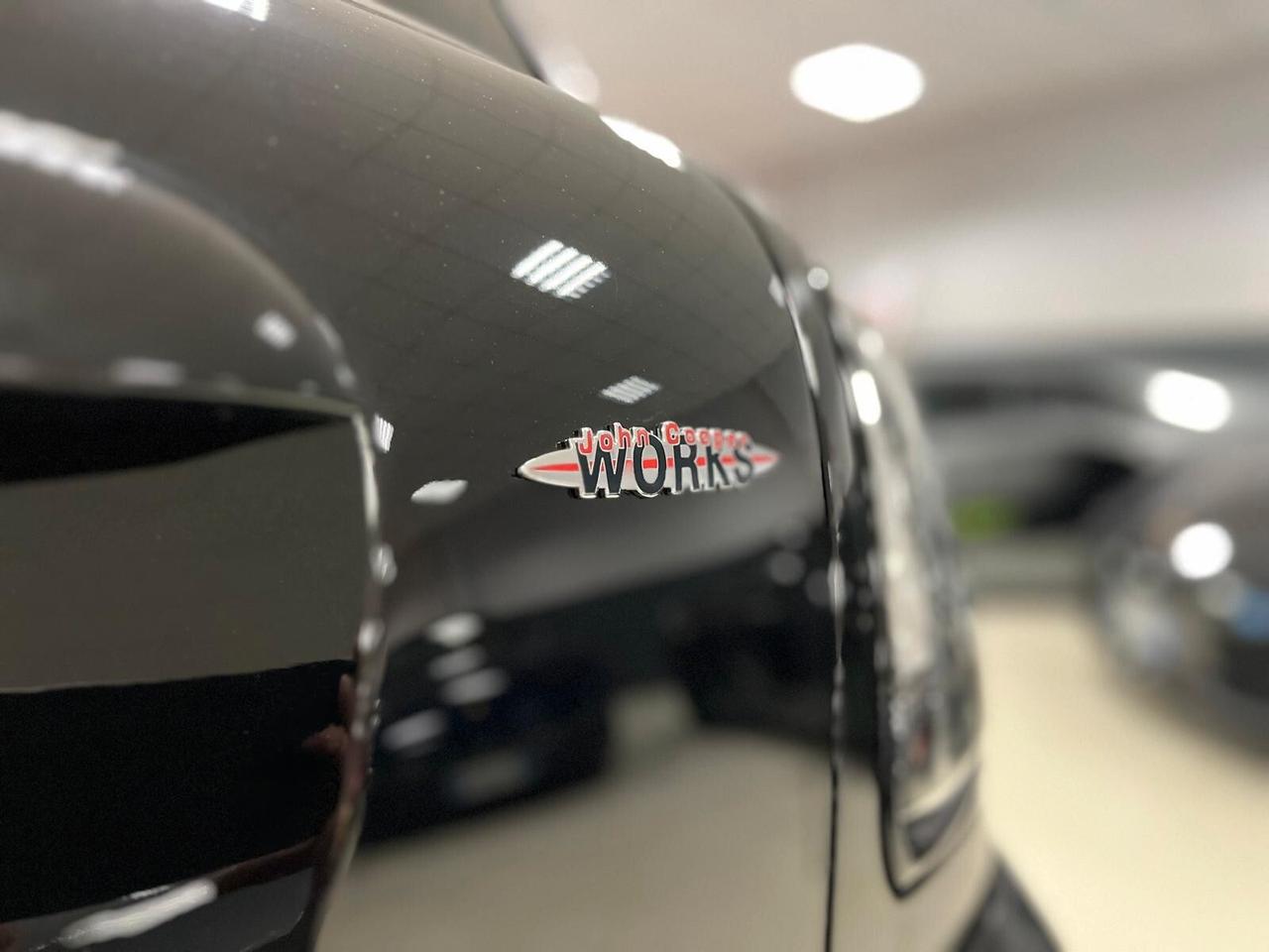 Mini 1.6 16V Cooper S allestimento JCW