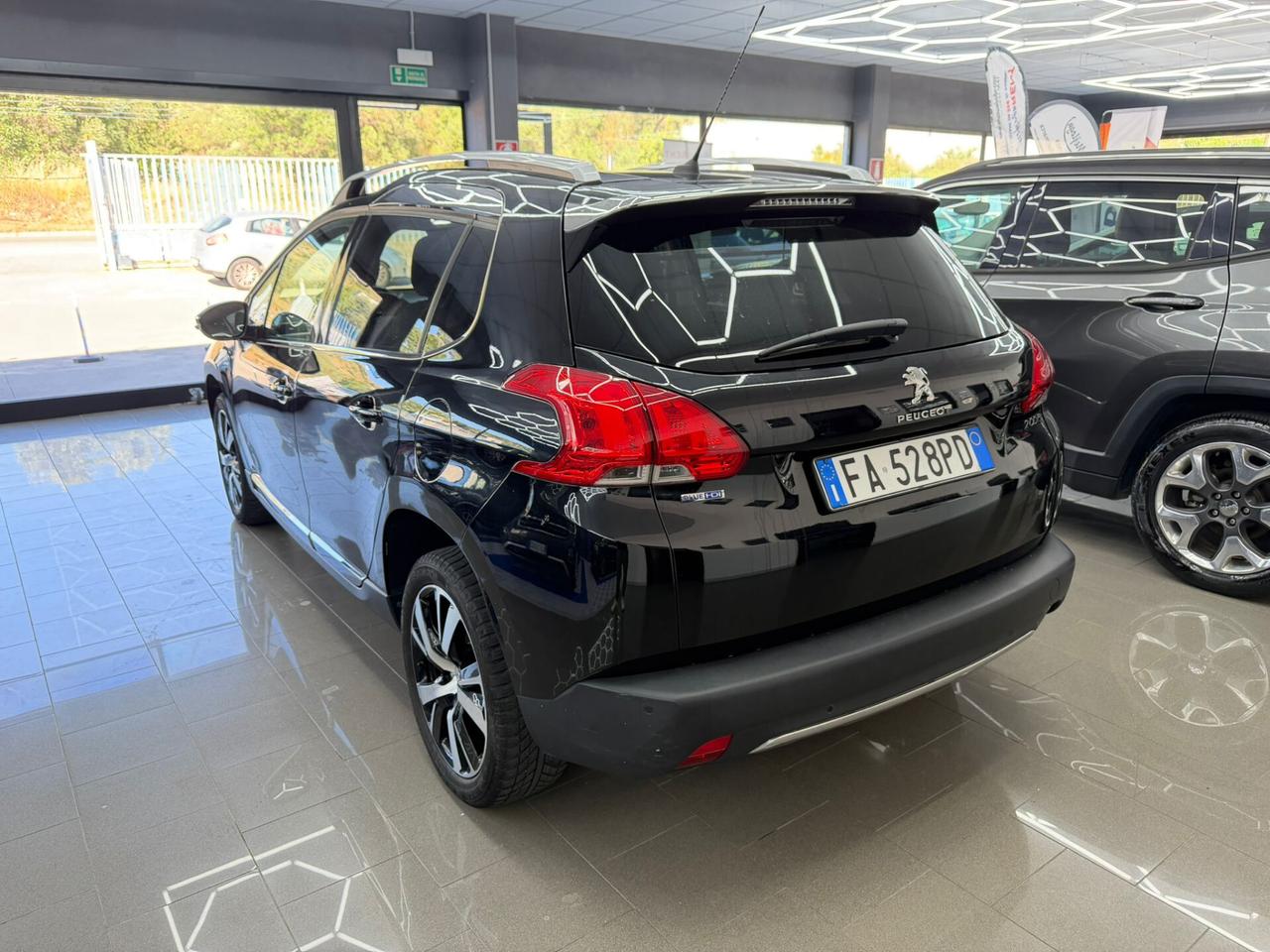 Peugeot 2008 BlueHDi 120 S&S Allure