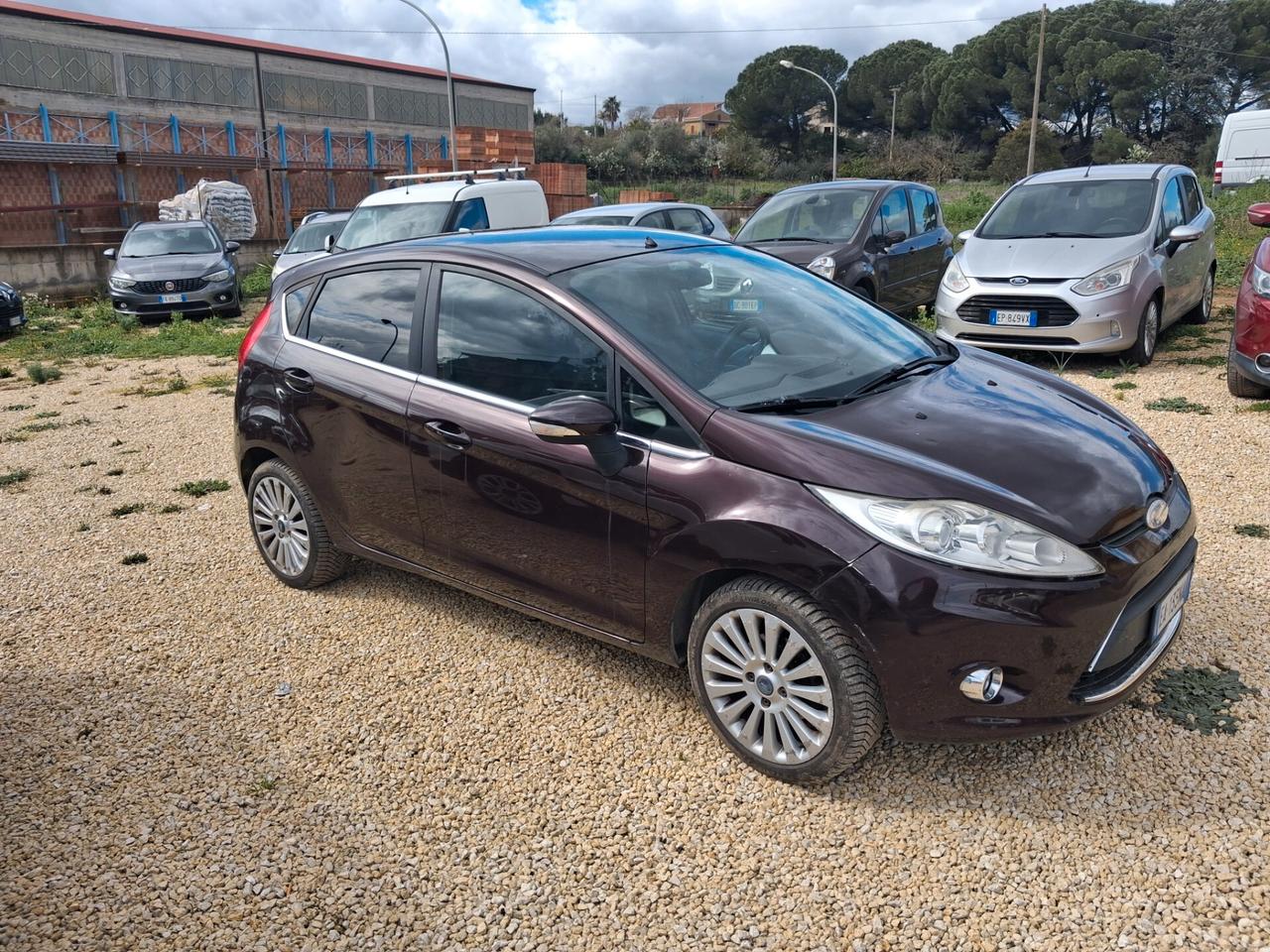 Ford Fiesta 1.4 5 porte Bz.- GPL Titanium