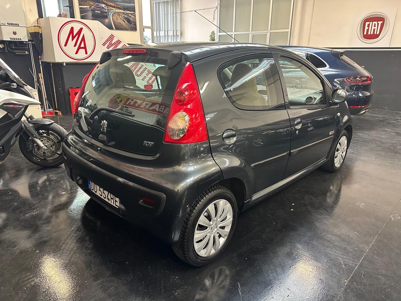 Peugeot 107 Sweet years