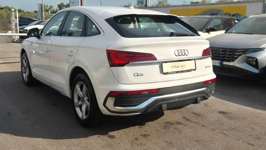 Audi Q5 35 TDI S tronic line - 2022
