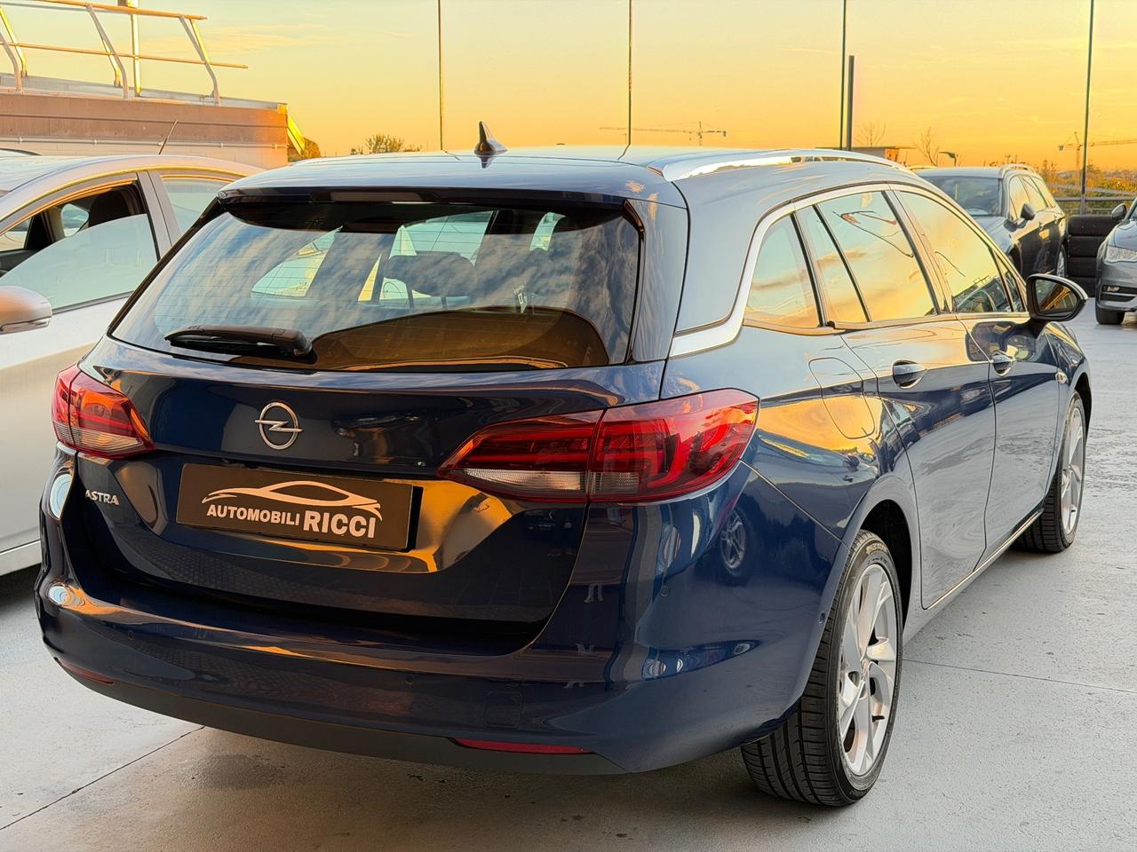 Opel Astra 1.5 CDTI 122 CV S&S AT9 Sports Tourer Business Eleg.