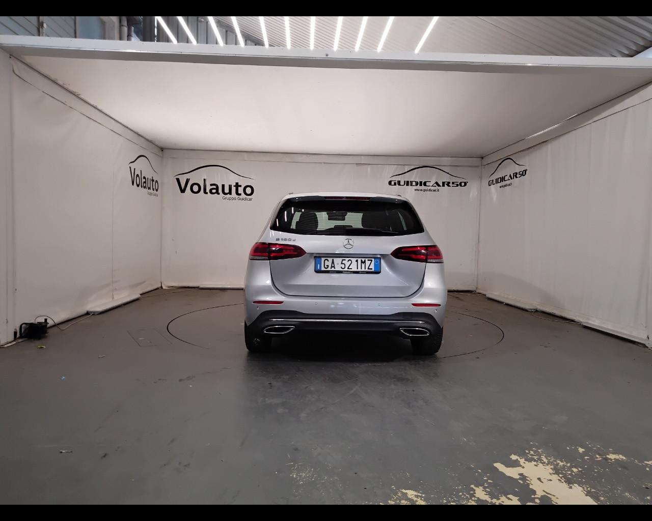 Mercedes-Benz Classe B - W247 2018 - B 180 d Sport Plus auto
