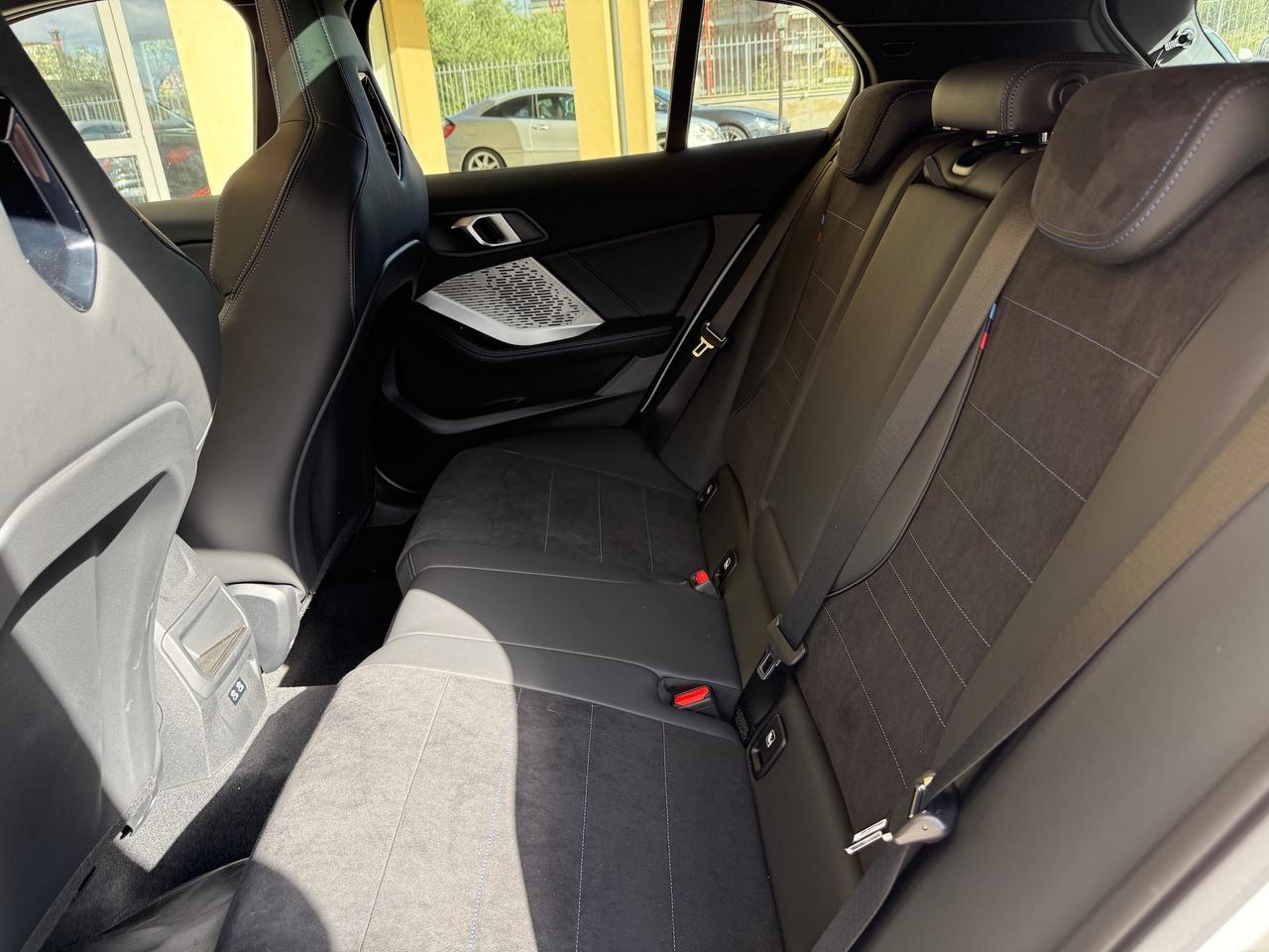 Bmw 118d 5p. MSport PRO Tetto Apribile Sedili PRO HeadUp Display - VISIBILE IN SEDE!!!