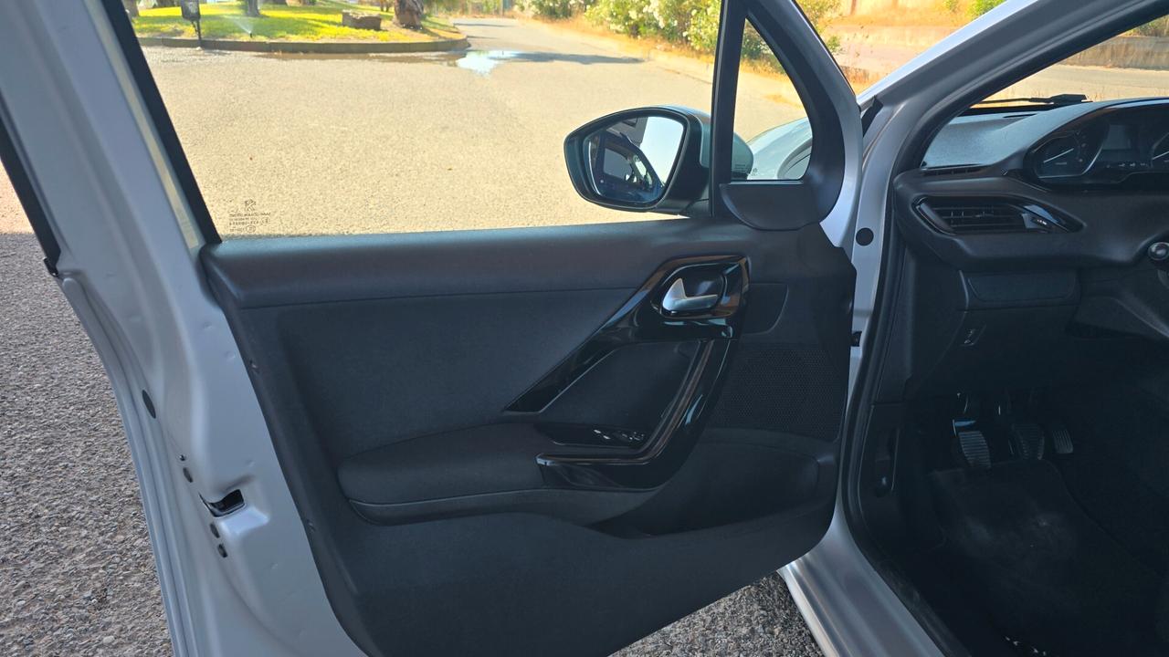 Peugeot 208 1.6 Bluehdi 75 cv 2018 Uniproprietaria