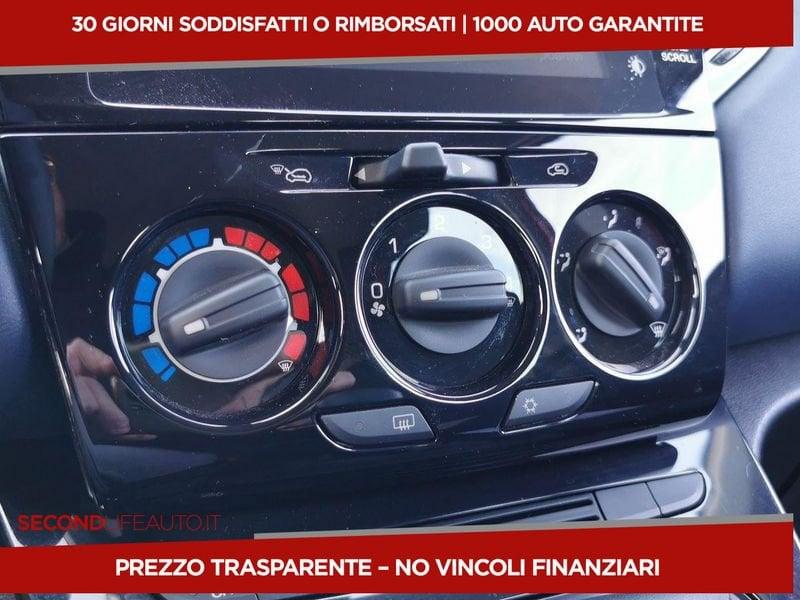 Lancia Ypsilon 1.0 firefly hybrid Platino s&s 70cv