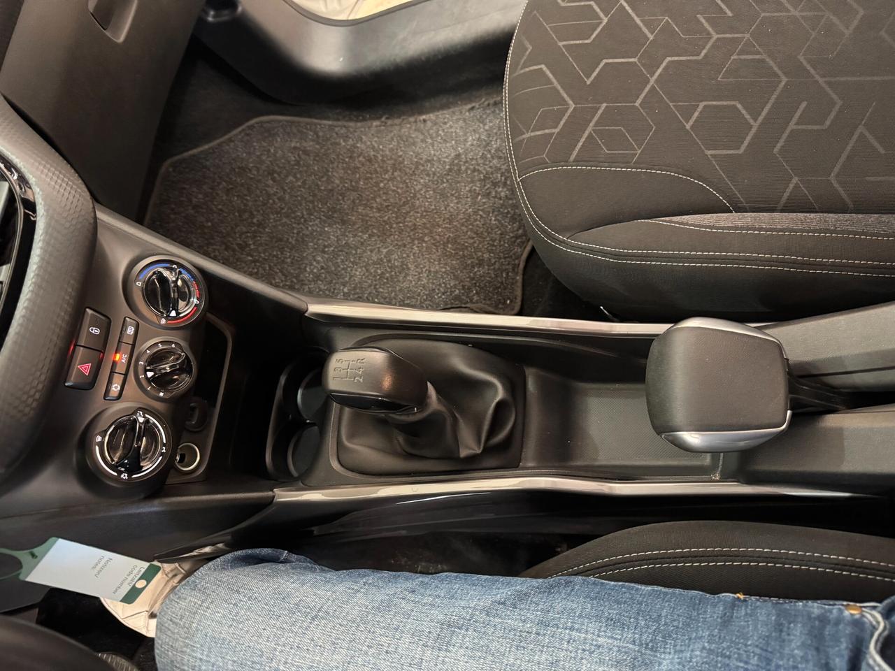 Peugeot 2008 PureTech 82 cv. Allure OK NEOPATENTATI
