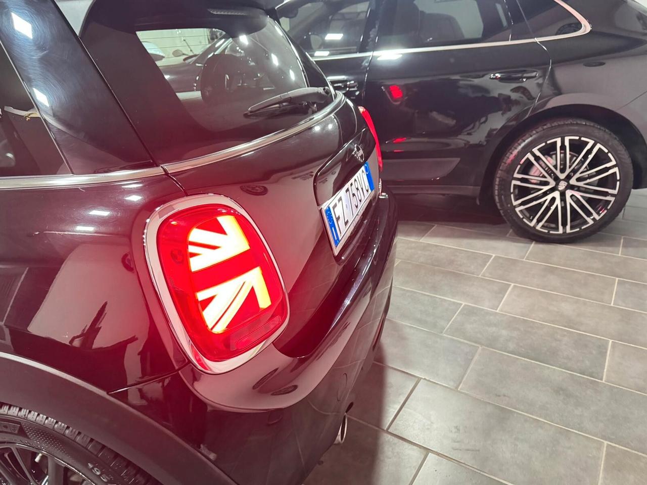 Mini 1.5 Cooper D Baker Street Stop a bandiera Inglese e anche Bandiere interni