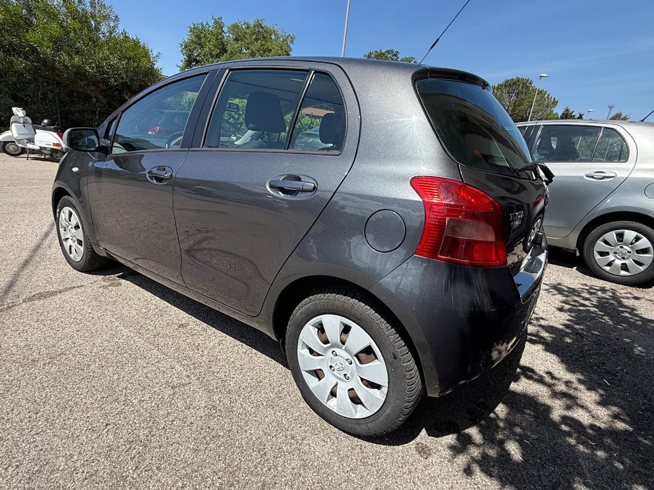 Toyota Yaris 5 Porte Yaris 5p 1.0 Navi