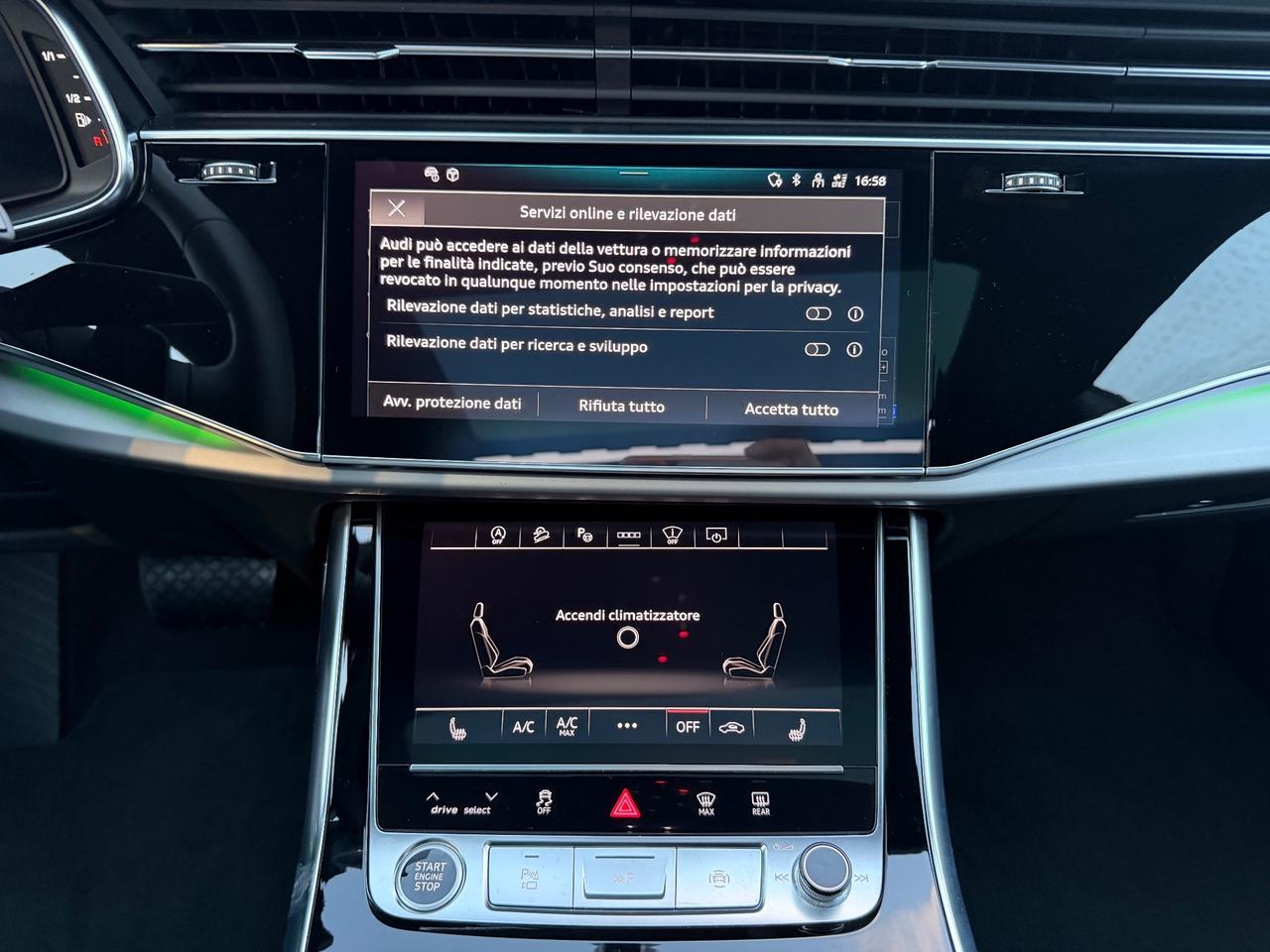 Audi Q8 SUV TDI quattro 210 kW tiptronic S line edition TETTO