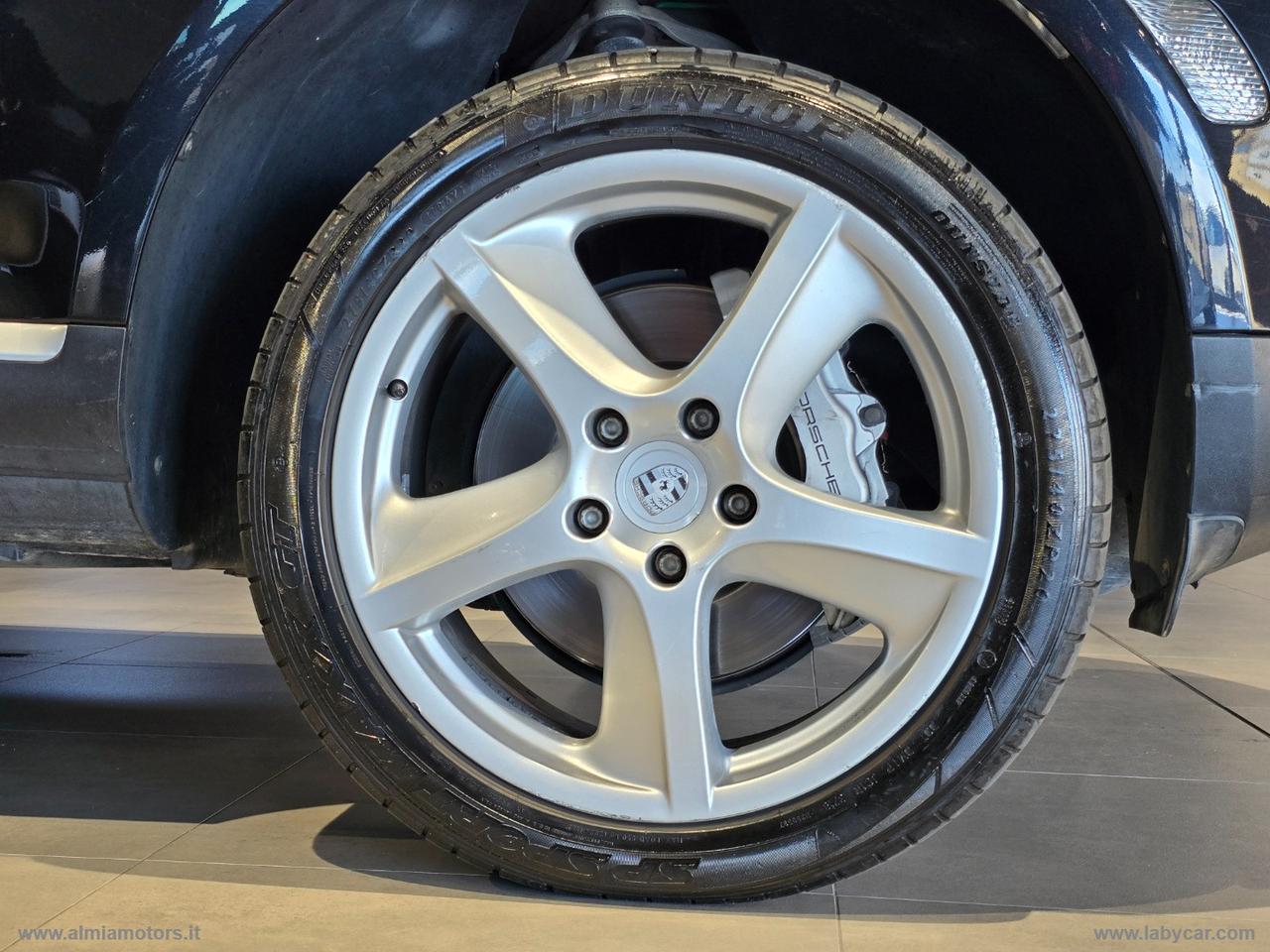 PORSCHE Cayenne S