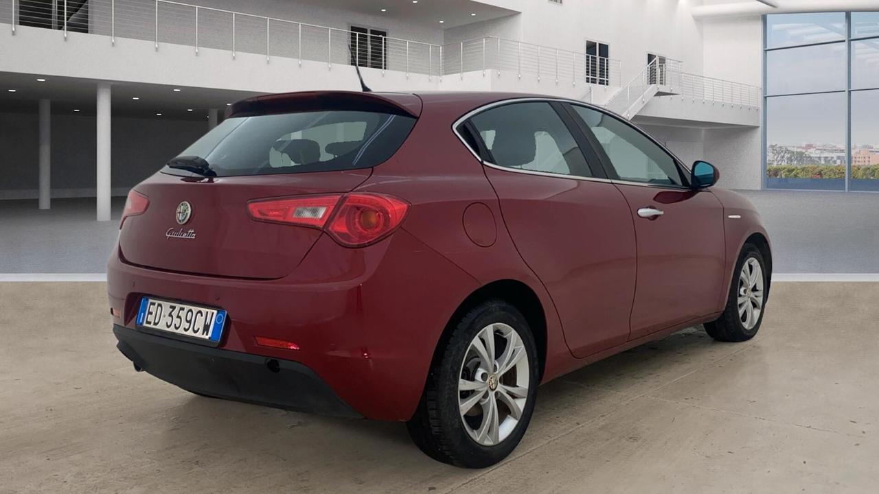 ALFA ROMEO GIULIETTA 1.6 DIESEL - NEOPATENTE