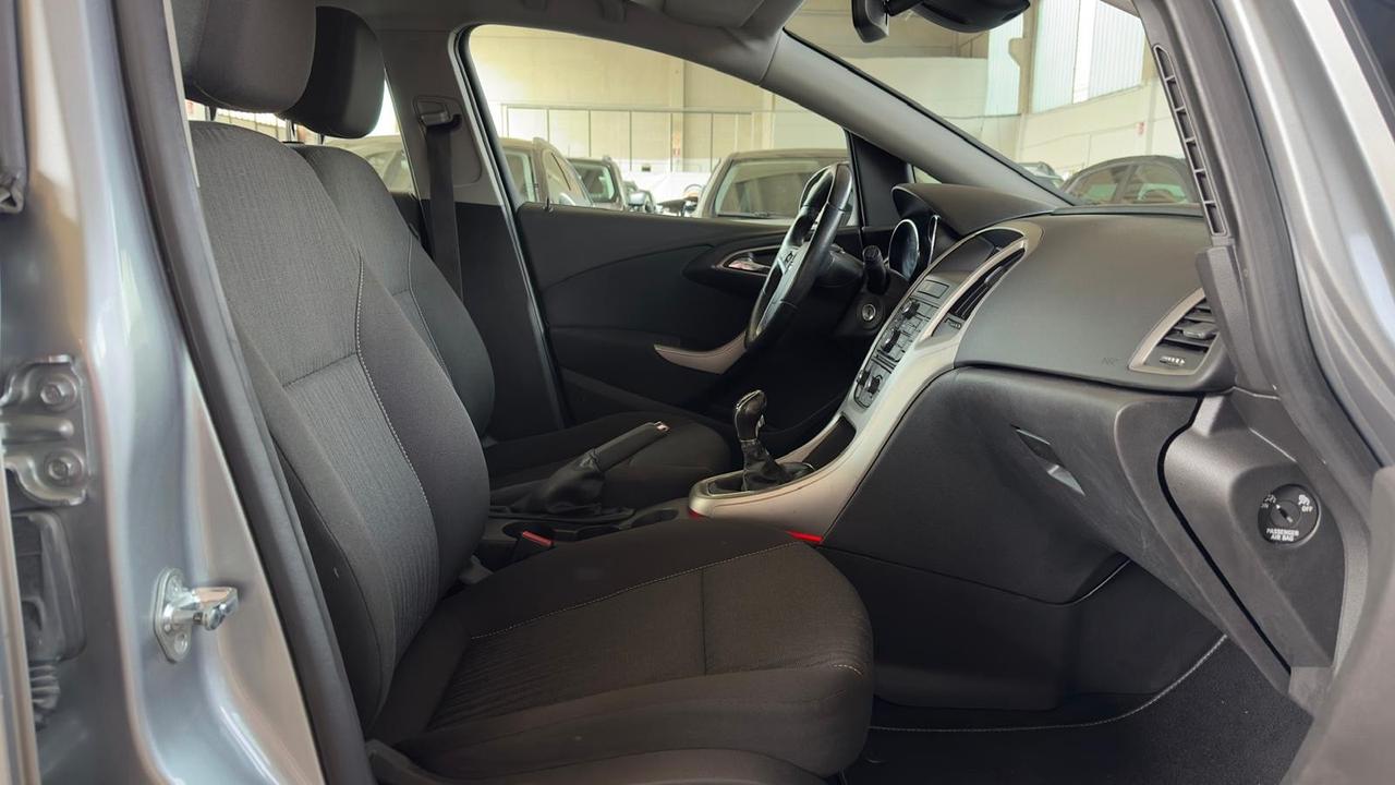 Opel Astra 1.4 Turbo 140CV 5 porte Cosmo