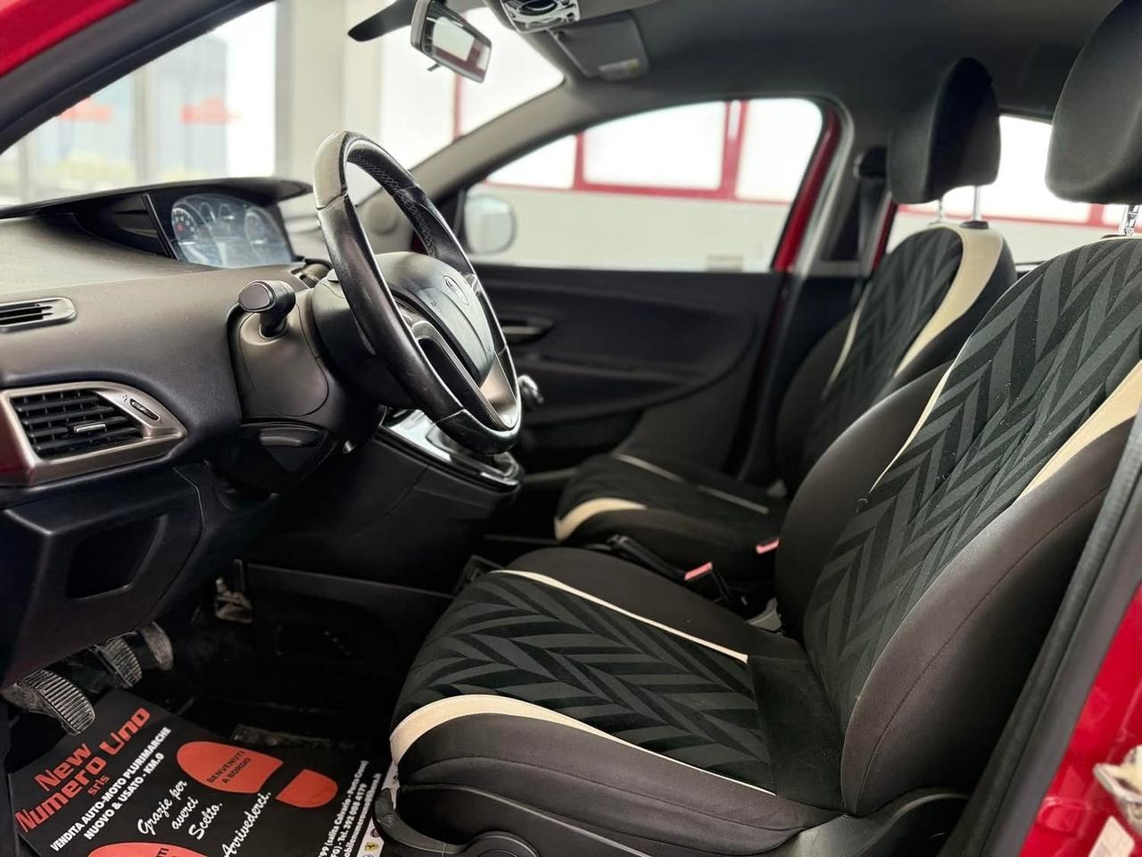 Lancia Ypsilon 0.9 TwinAir 85cv Metano/Benz 2017 Elefantino