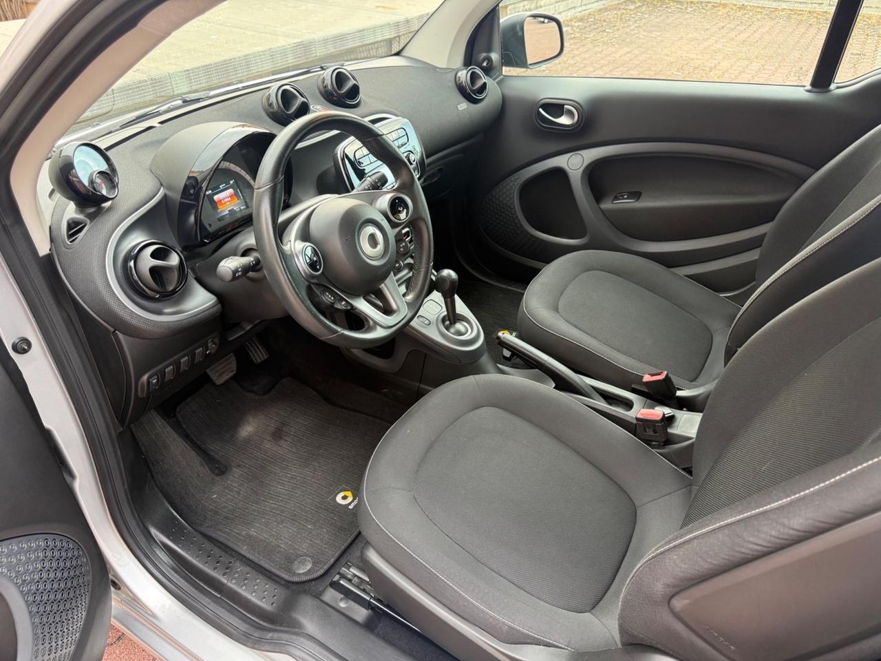 Smart ForTwo EQ Passion TAGLIANDI MERCEDES - PARI AL NUOVO PREZZO REALE, NO OBBLIGO FINANZIAMENTO!!!