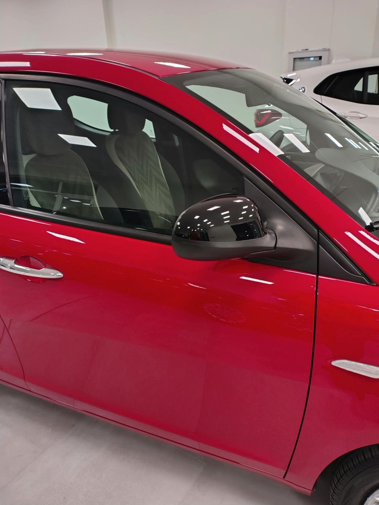 Lancia Ypsilon 1.2 69 CV 5 porte GPL Ecochic Gold