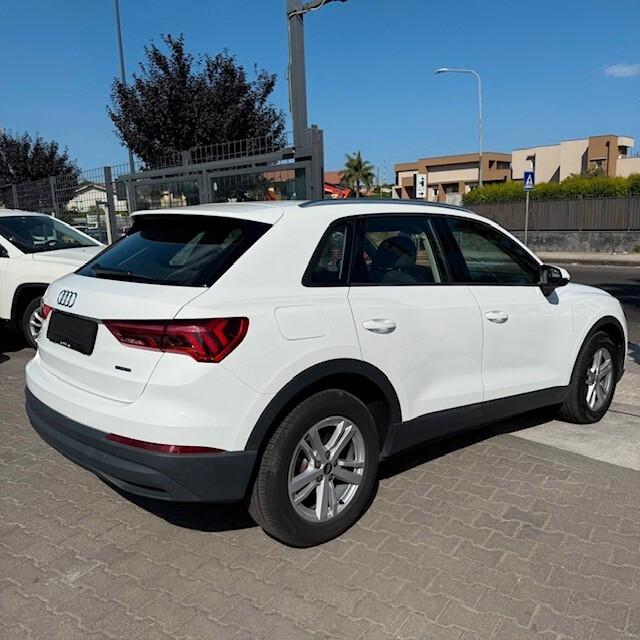 Audi Q3 35 TDI quattro S tronic
