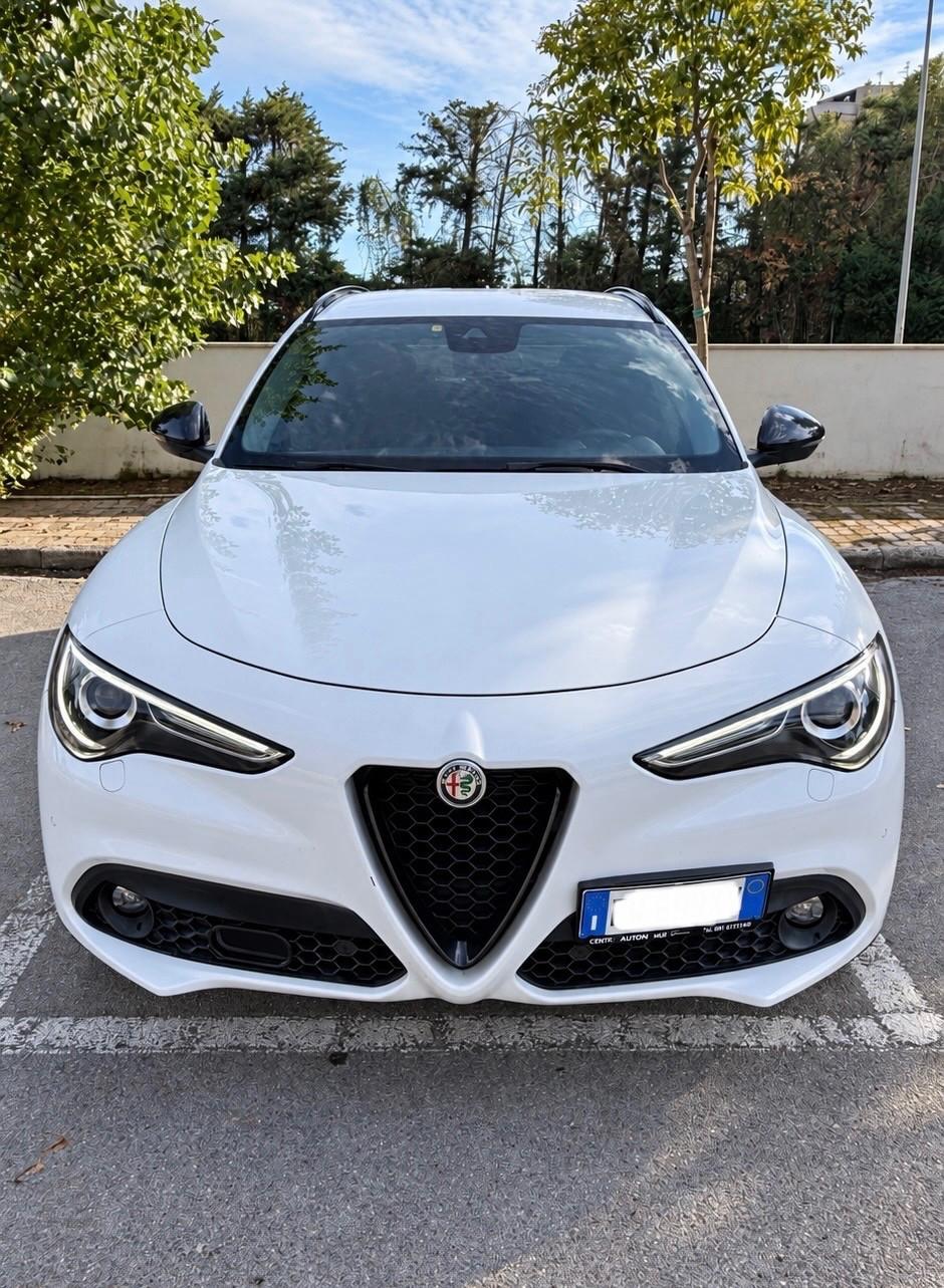 Alfa Romeo Stelvio 2.2 Turbodiesel 190 CV B-Tech