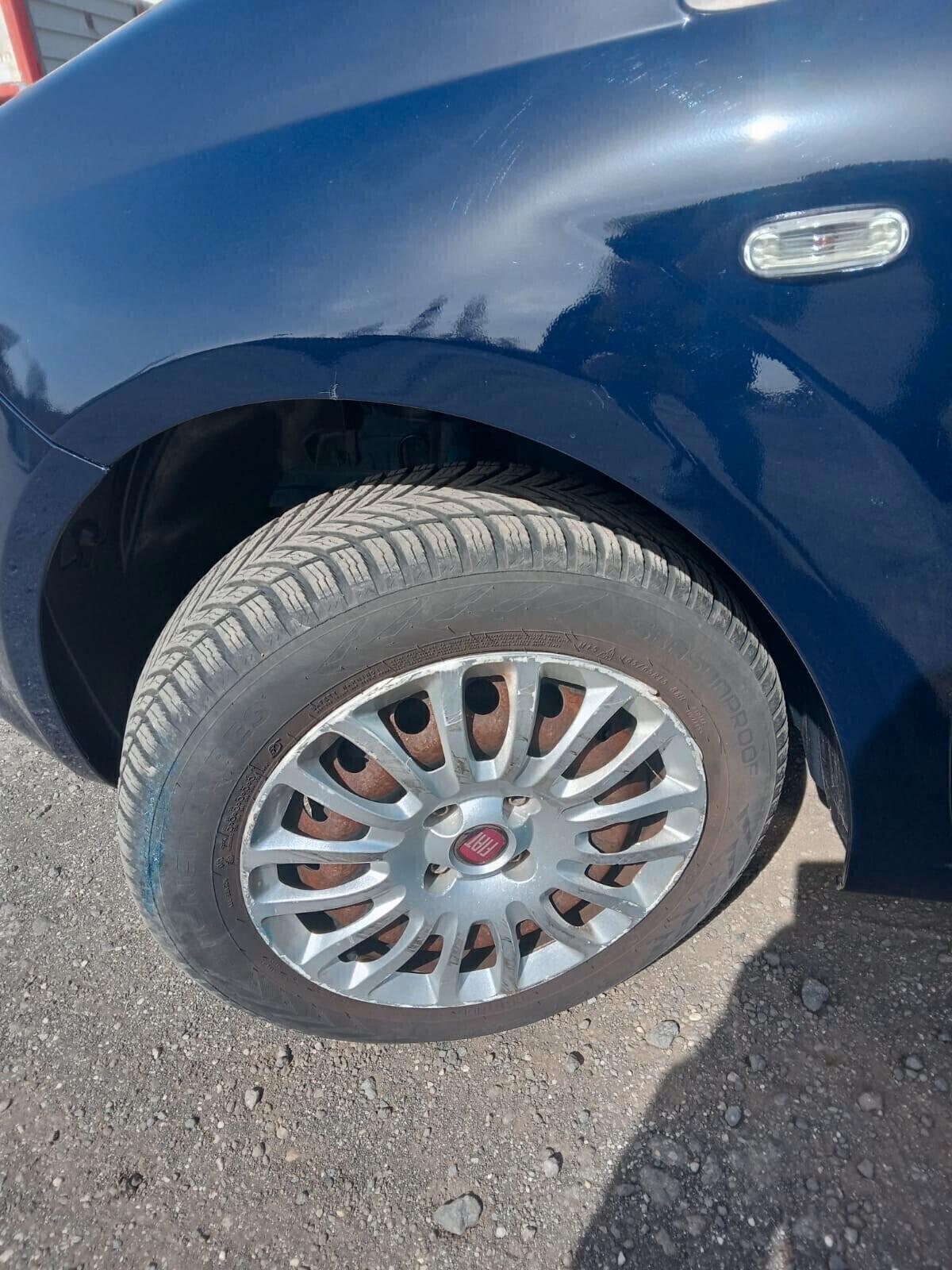 Fiat Punto 1.4 8V 5 porte Natural Power Lounge