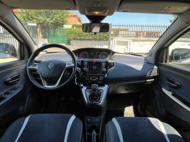 LANCIA Ypsilon 1.2 69 CV 5 porte GPL Ecochic Platinum