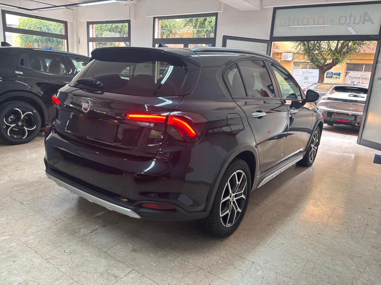 Fiat Tipo 1.6 Mjt S&S 5 porte Cross