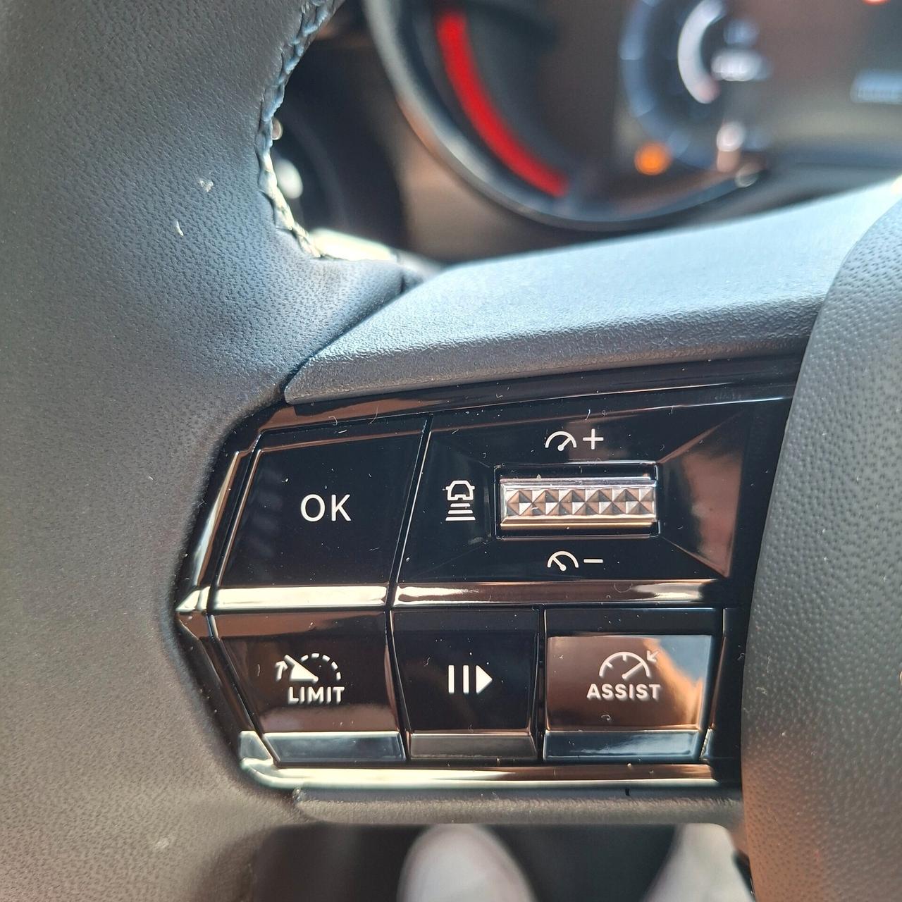 Alfa Romeo Junior 1.2 Hybrid 145cv Edct6 Speciale