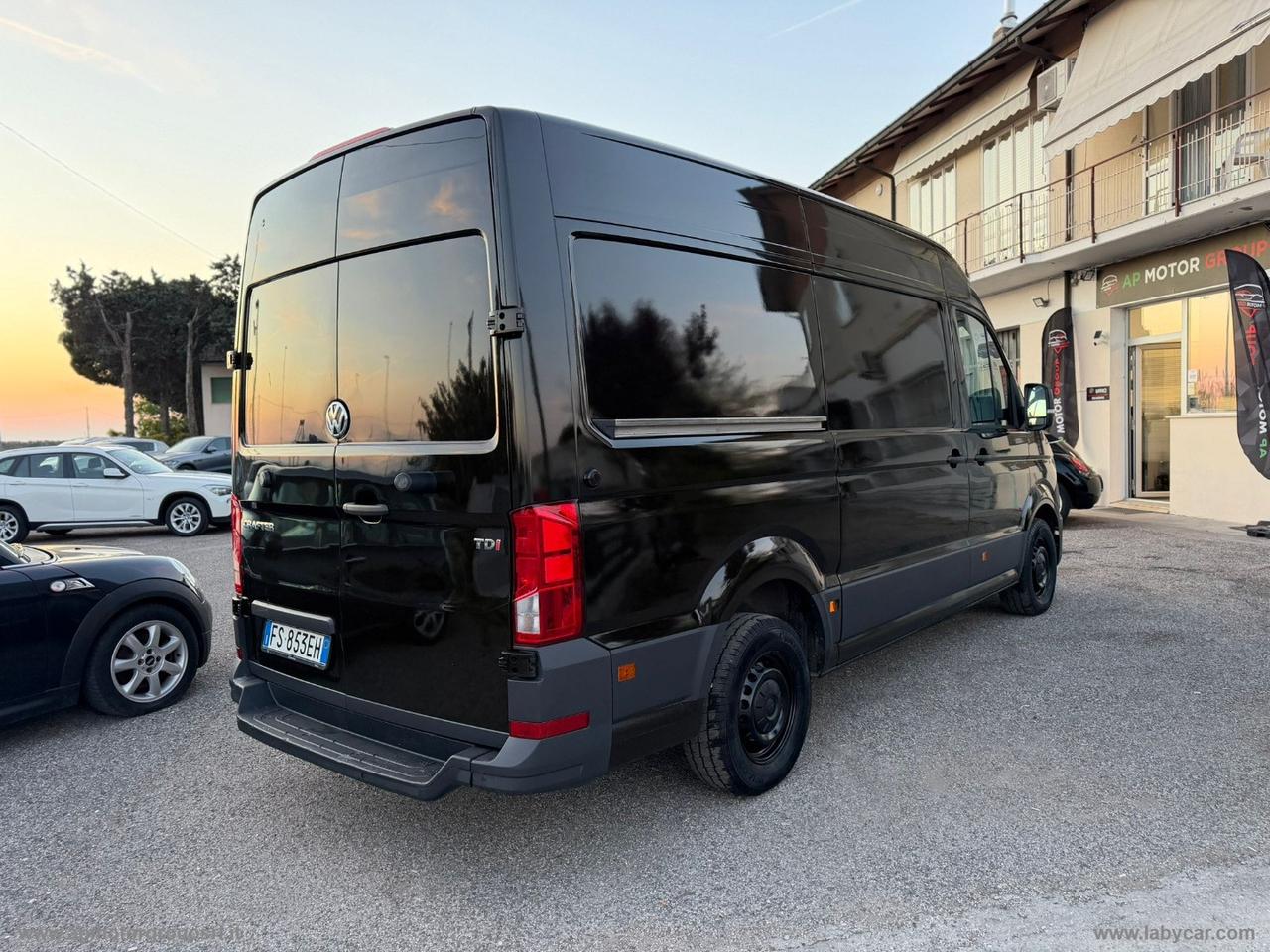 Crafter 30 2.0 TDI 140CV L2 H2 FURGONE LOGISTIC