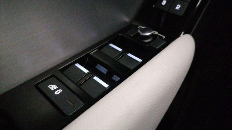 Land Rover Range Rover Velar 2.0d i4 mhev R-Dynamic S 4wd 204cv auto